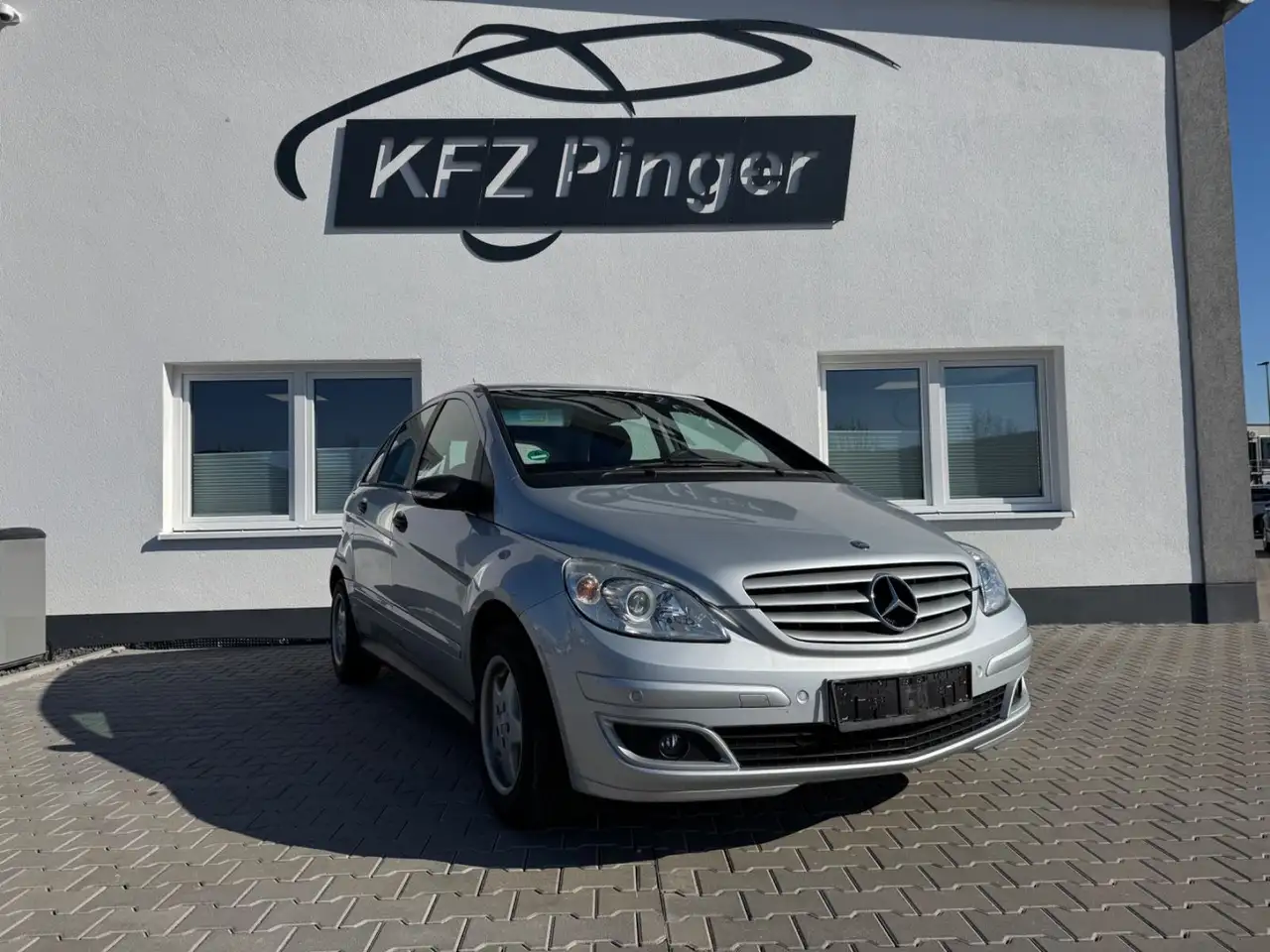 Mercedes-Benz B 170