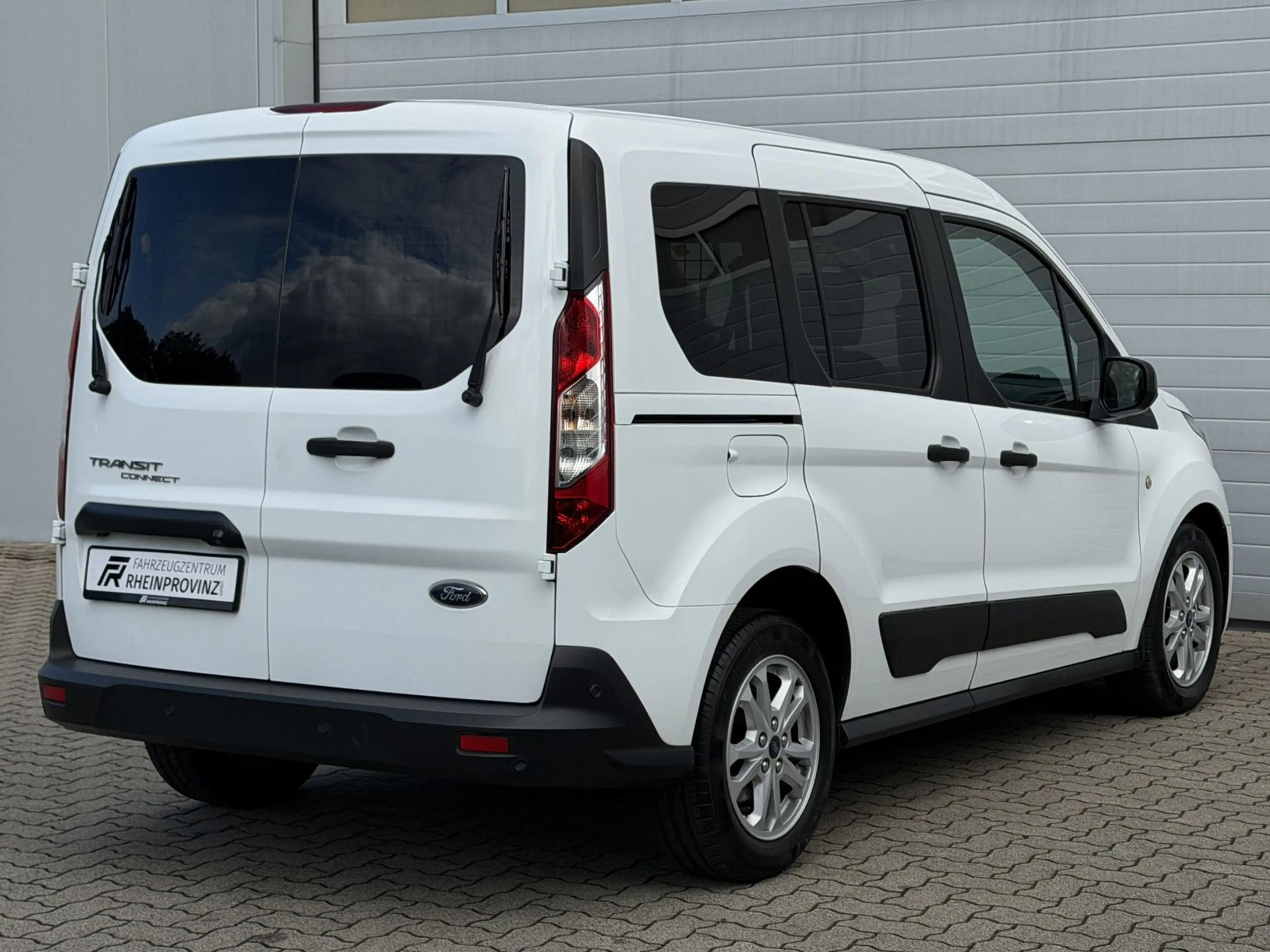 Ford Transit Connect Kombi Trend 1-HAND/ACC/Navi/Kam. — photo 3