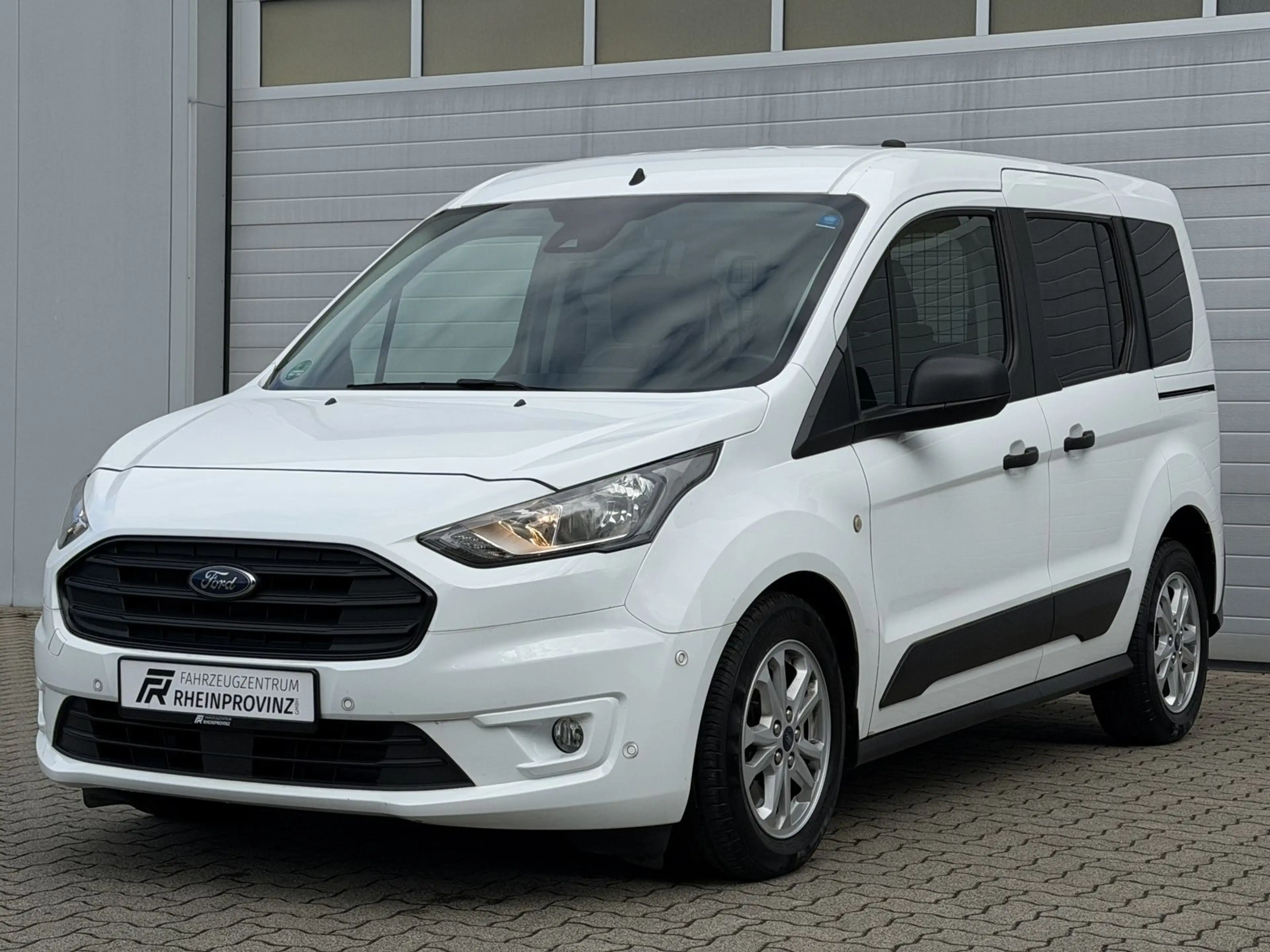 Ford Transit Connect Kombi Trend 1-HAND/ACC/Navi/Kam. — photo 6