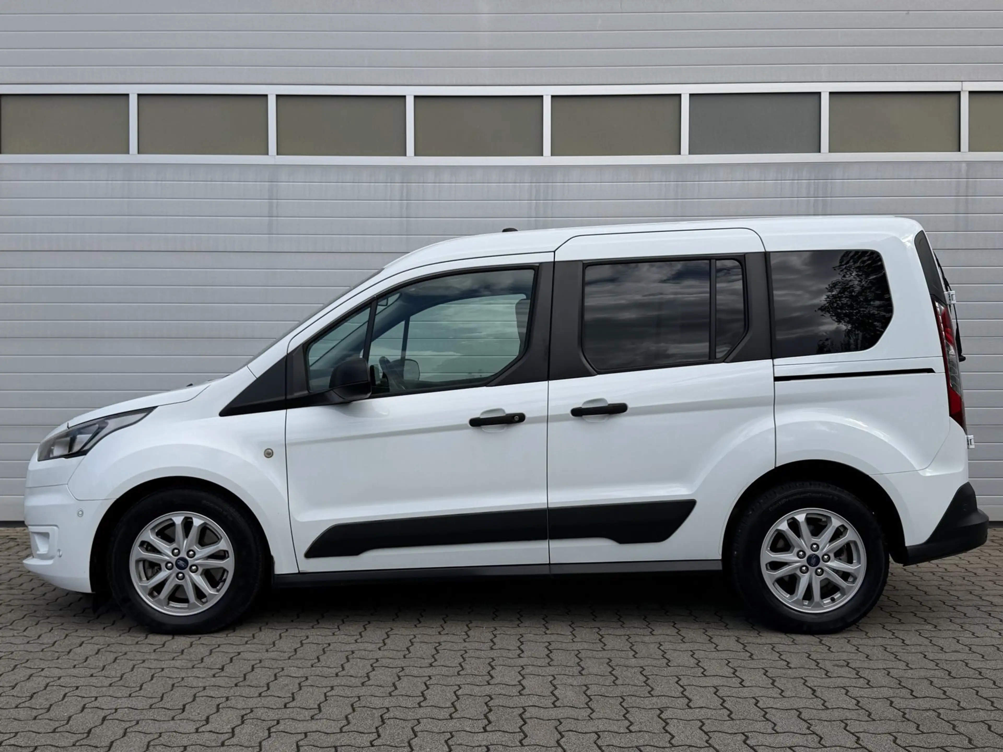 Ford Transit Connect Kombi Trend 1-HAND/ACC/Navi/Kam. — photo 5