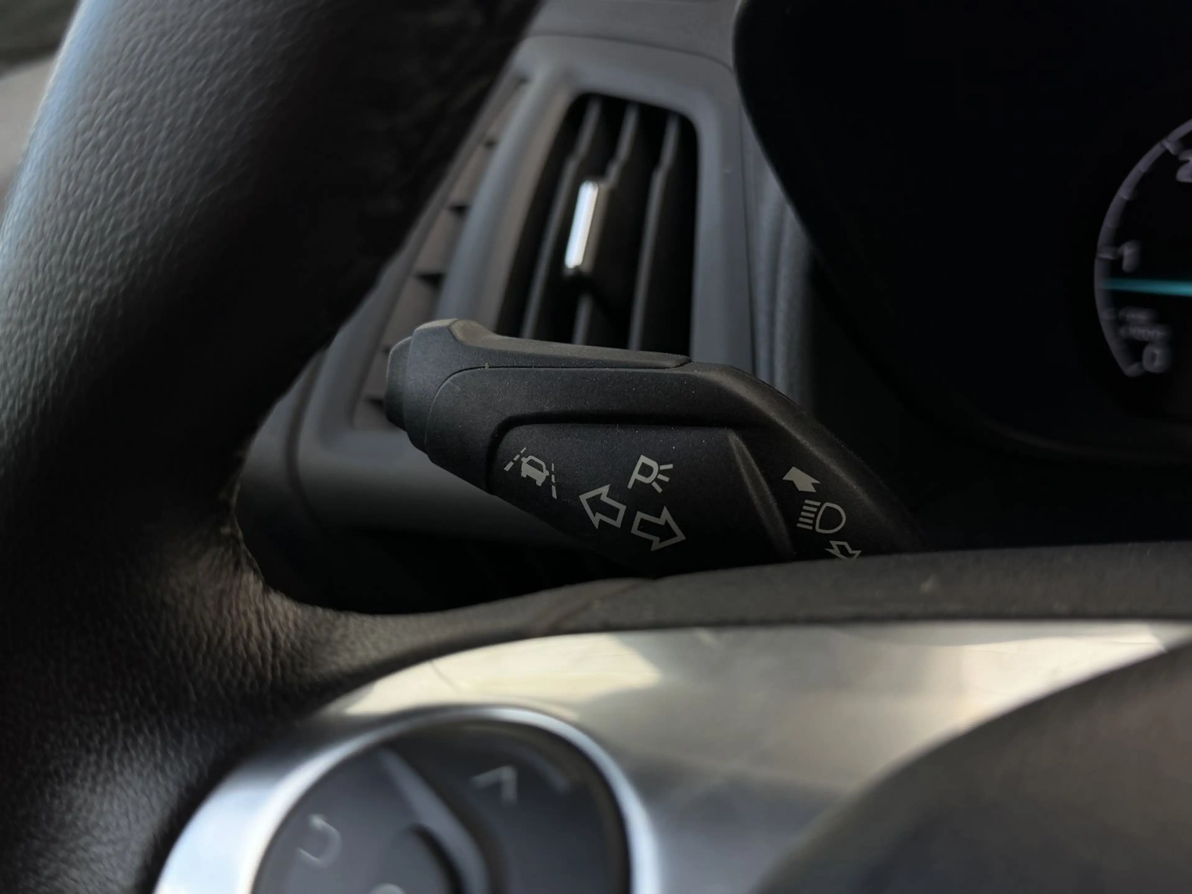 Ford Transit Connect Kombi Trend 1-HAND/ACC/Navi/Kam. — photo 15