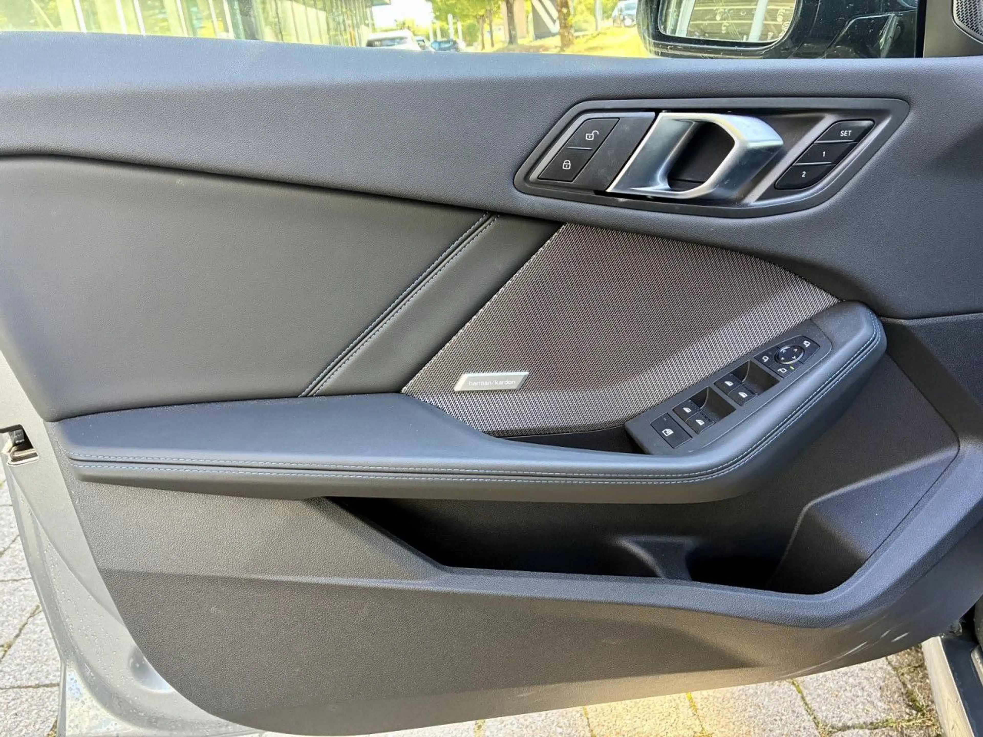 BMW 235 M xDrive Gran CoupÃ Sportpaket Bluetooth HUD — photo 13
