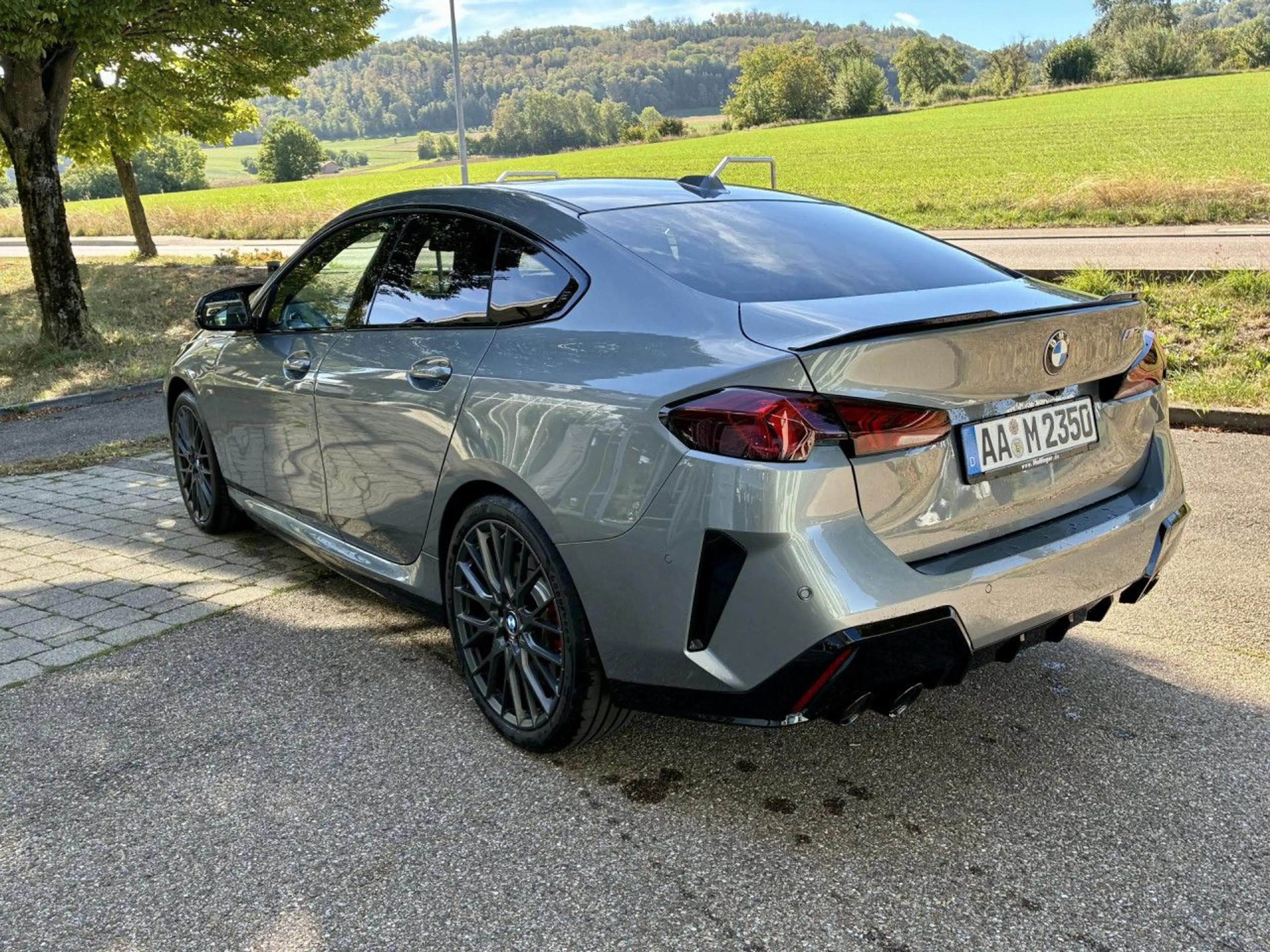 BMW 235 M xDrive Gran CoupÃ Sportpaket Bluetooth HUD — photo 7