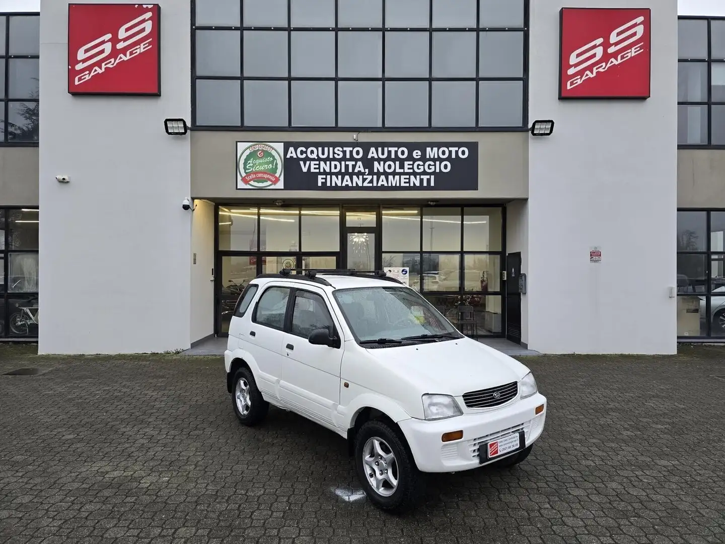 Daihatsu Terios 1.3i 16V cat 4WD SX Bianco - 1