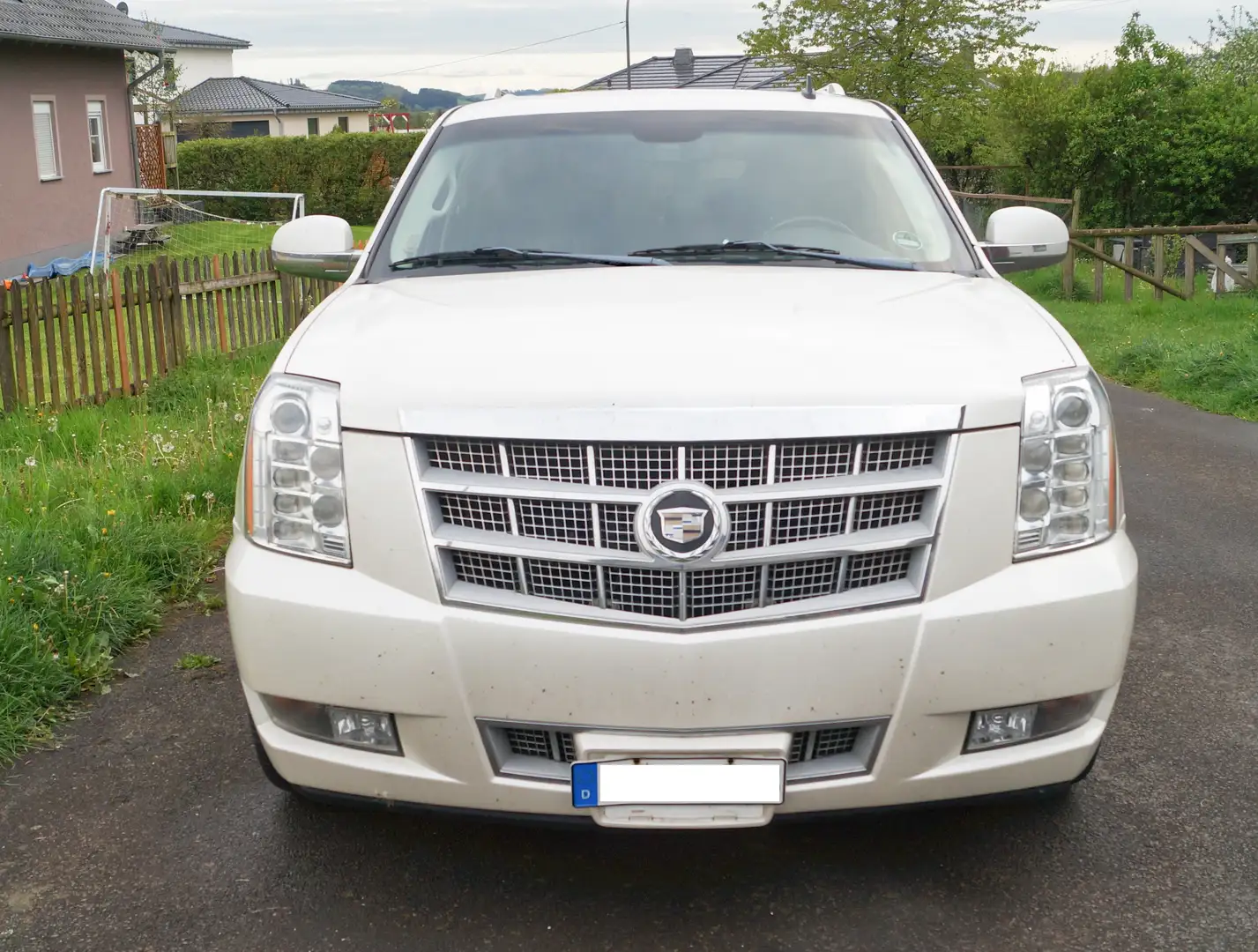 Cadillac Escalade Escalade 6.2 V8 ESV Vollausstattung langer Radstan Bílá - 2