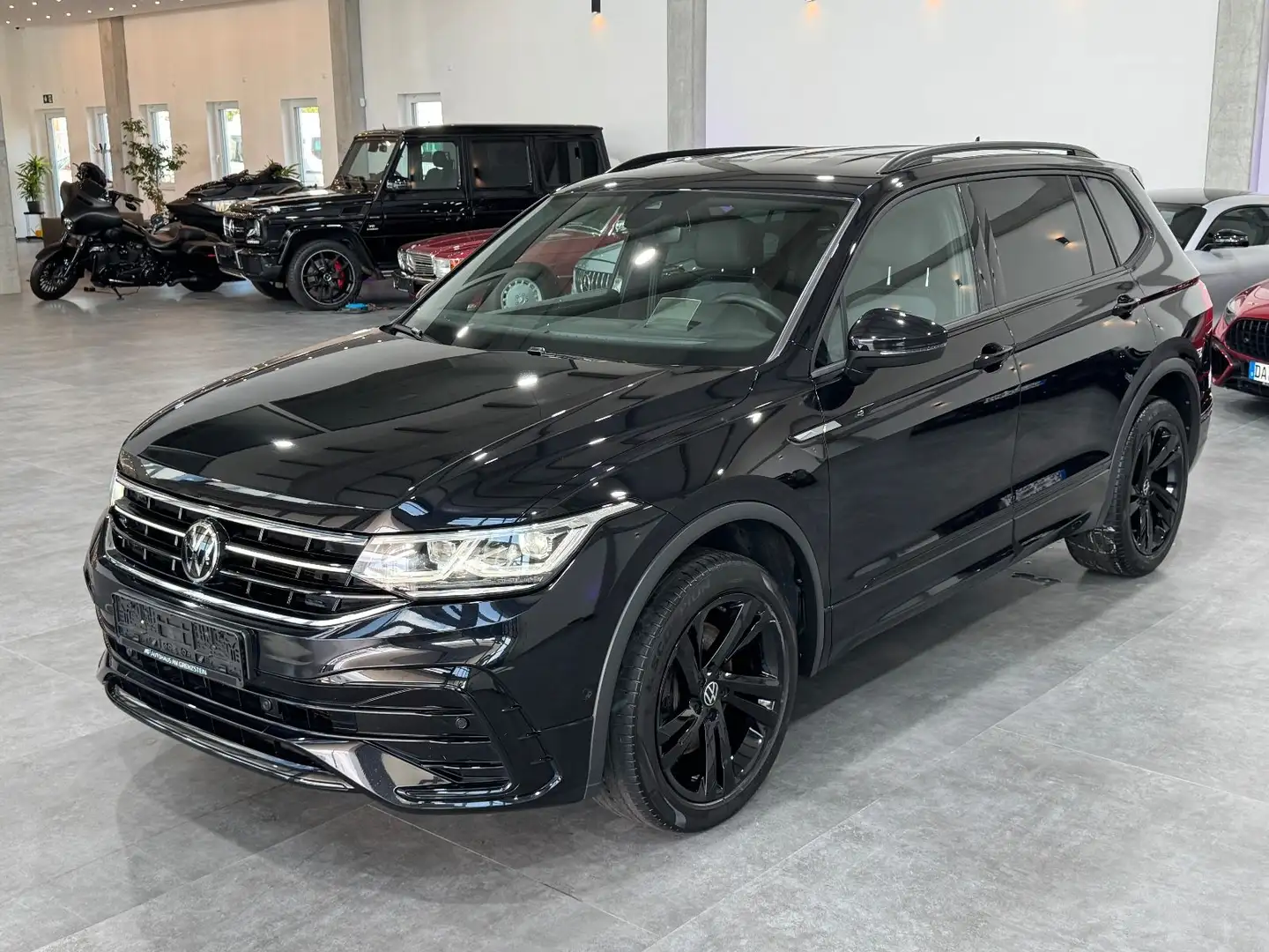 Volkswagen Tiguan Allspace 2.0 TDI*R-Line*4Motion*ALLBLACK Schwarz - 1