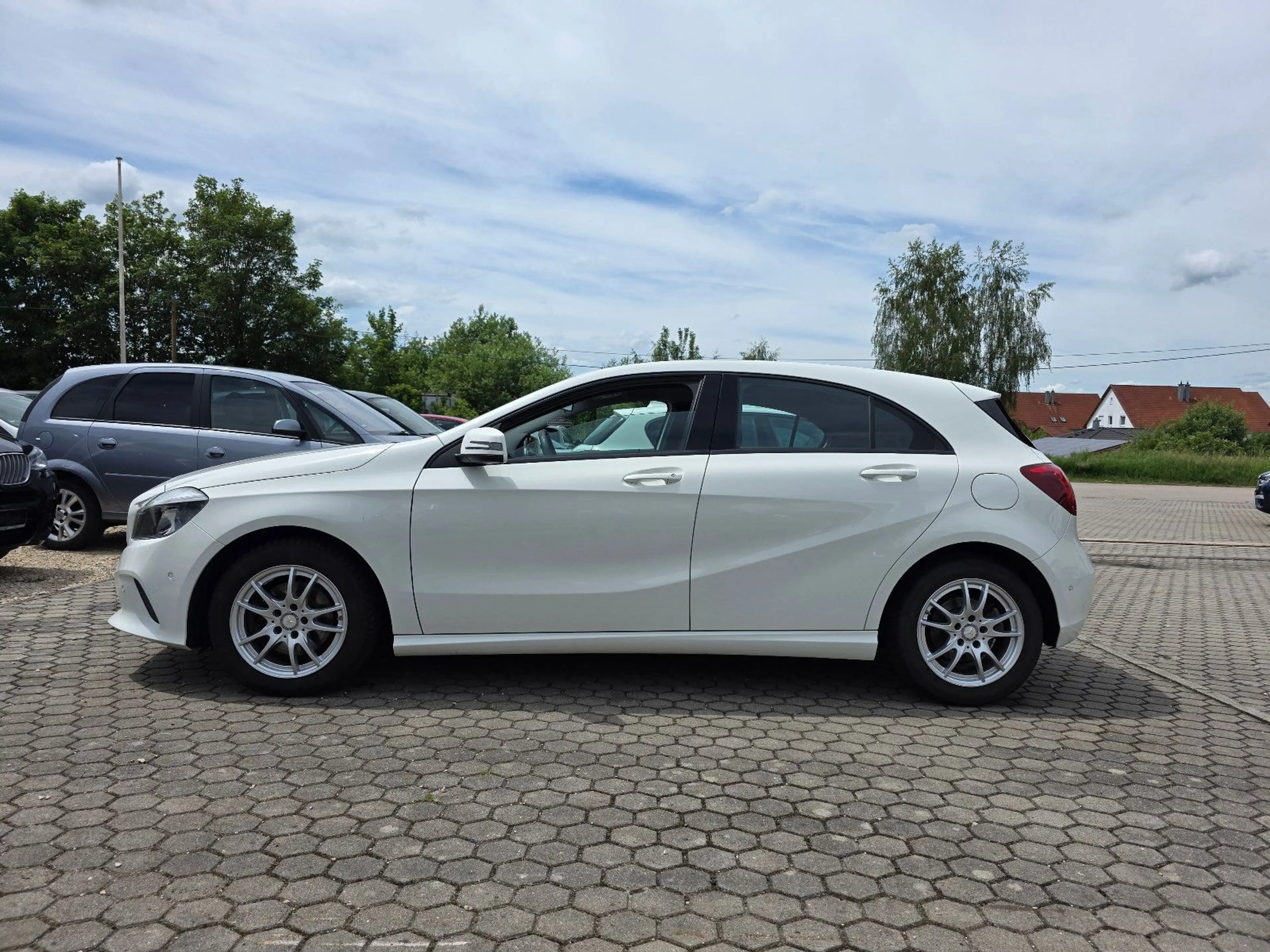 Mercedes-Benz A 200 A A 200 CDI / d — photo 2