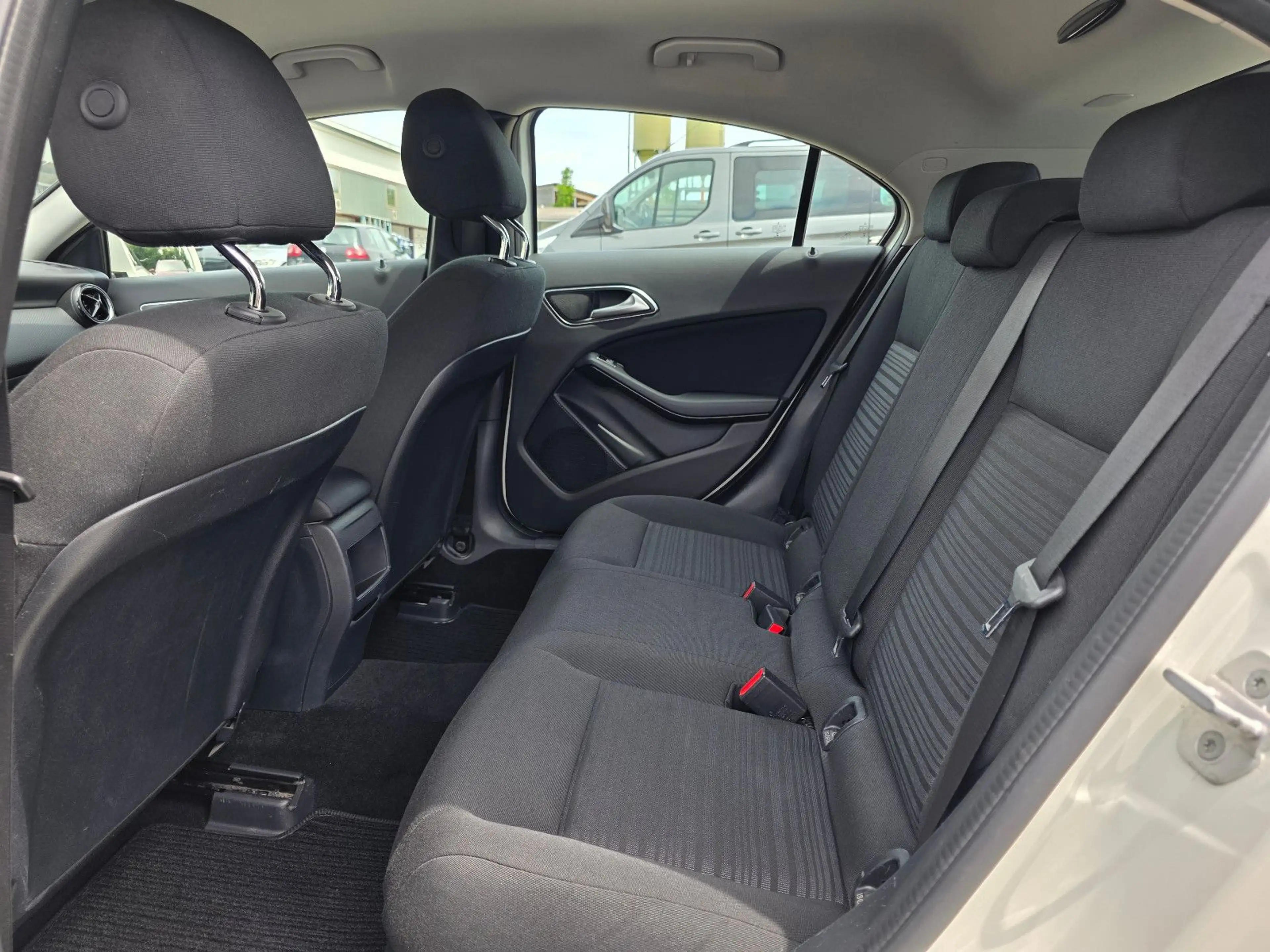 Mercedes-Benz A 200 A A 200 CDI / d — photo 13