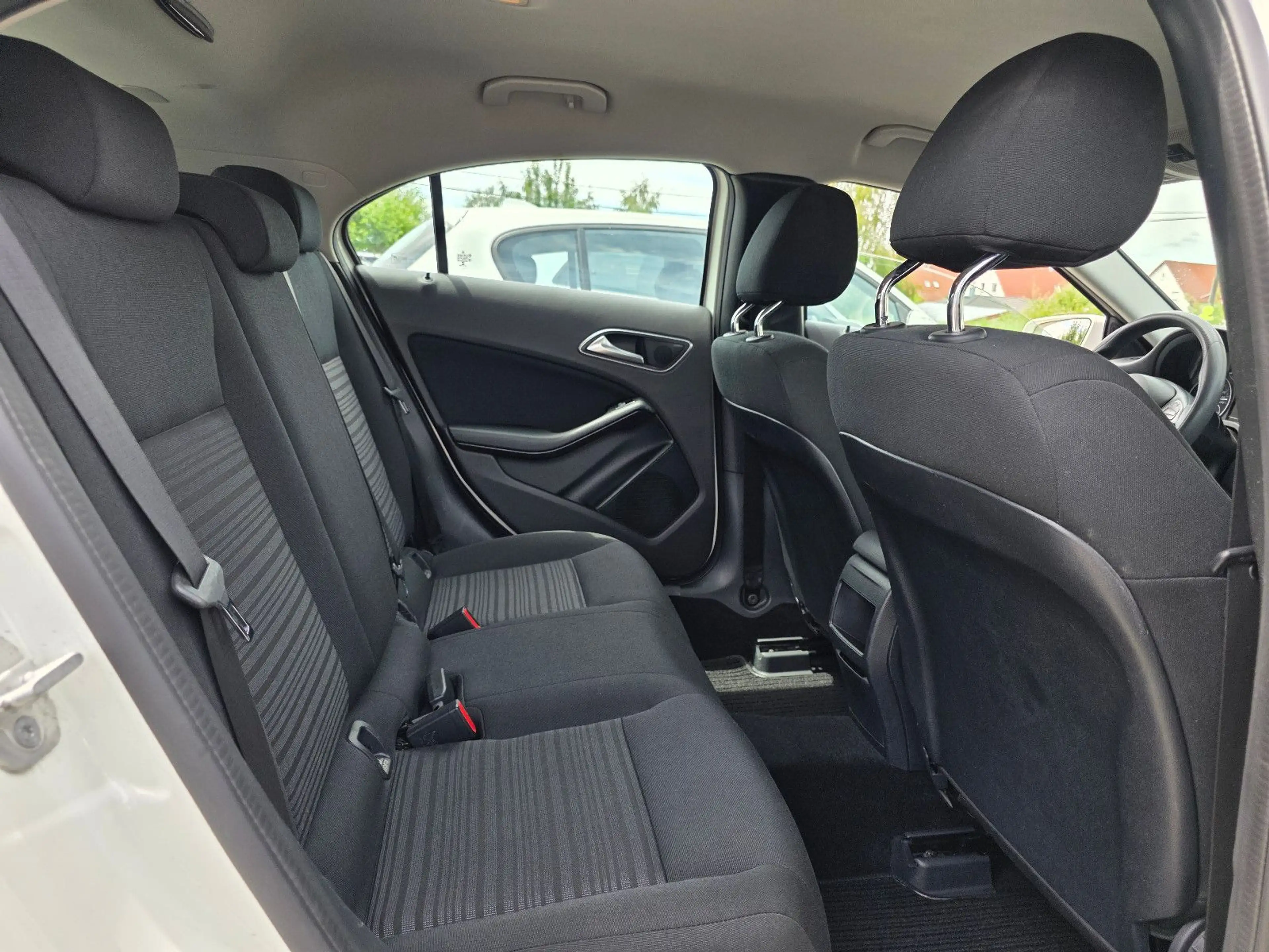 Mercedes-Benz A 200 A A 200 CDI / d — photo 12