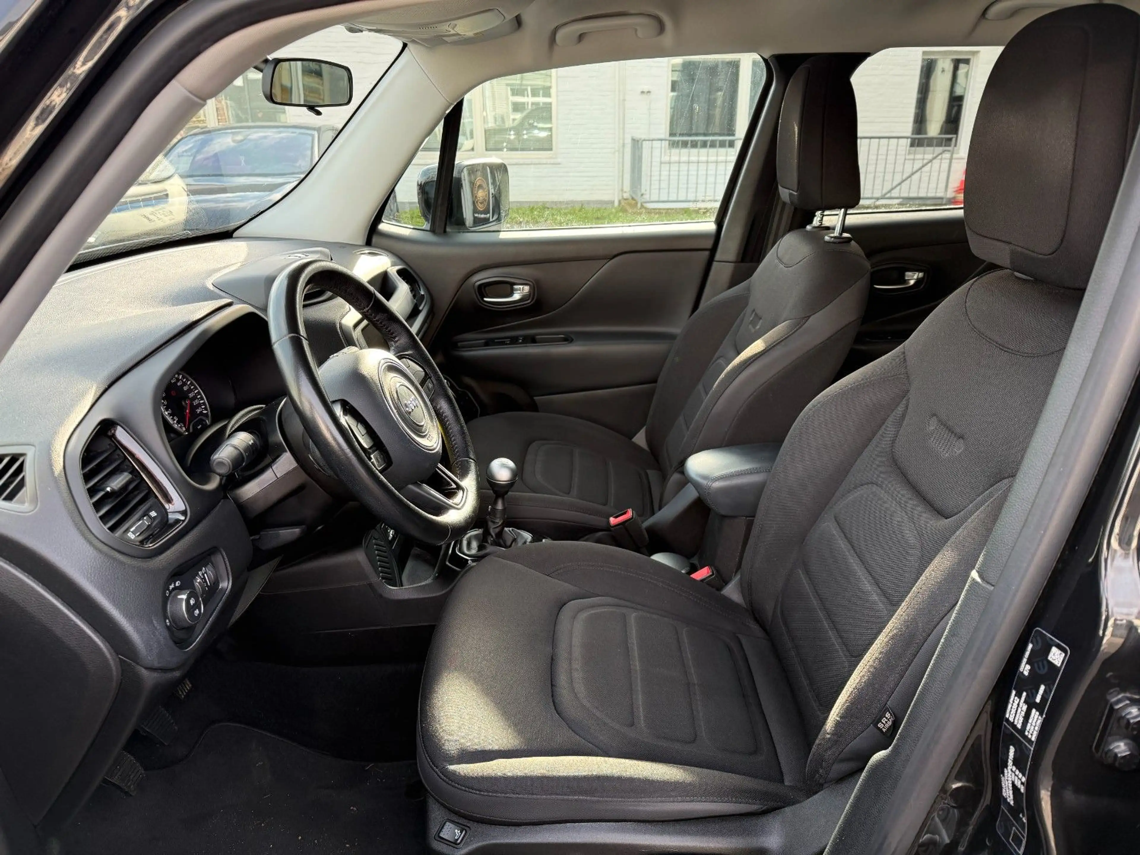 Jeep Renegade Longitude FWD 2.Hand* S.Heft* — photo 15