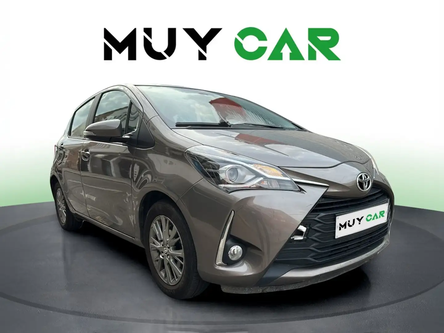 Toyota Yaris 1.0 Active Gris - 1