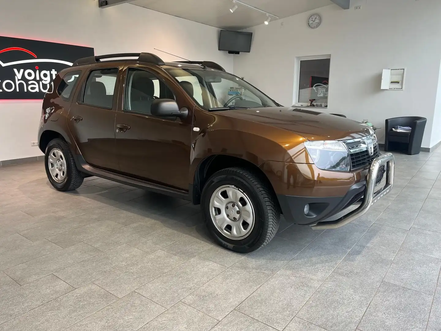 Dacia Duster 1.6 16V 4X4 Klima AHK Braun - 2