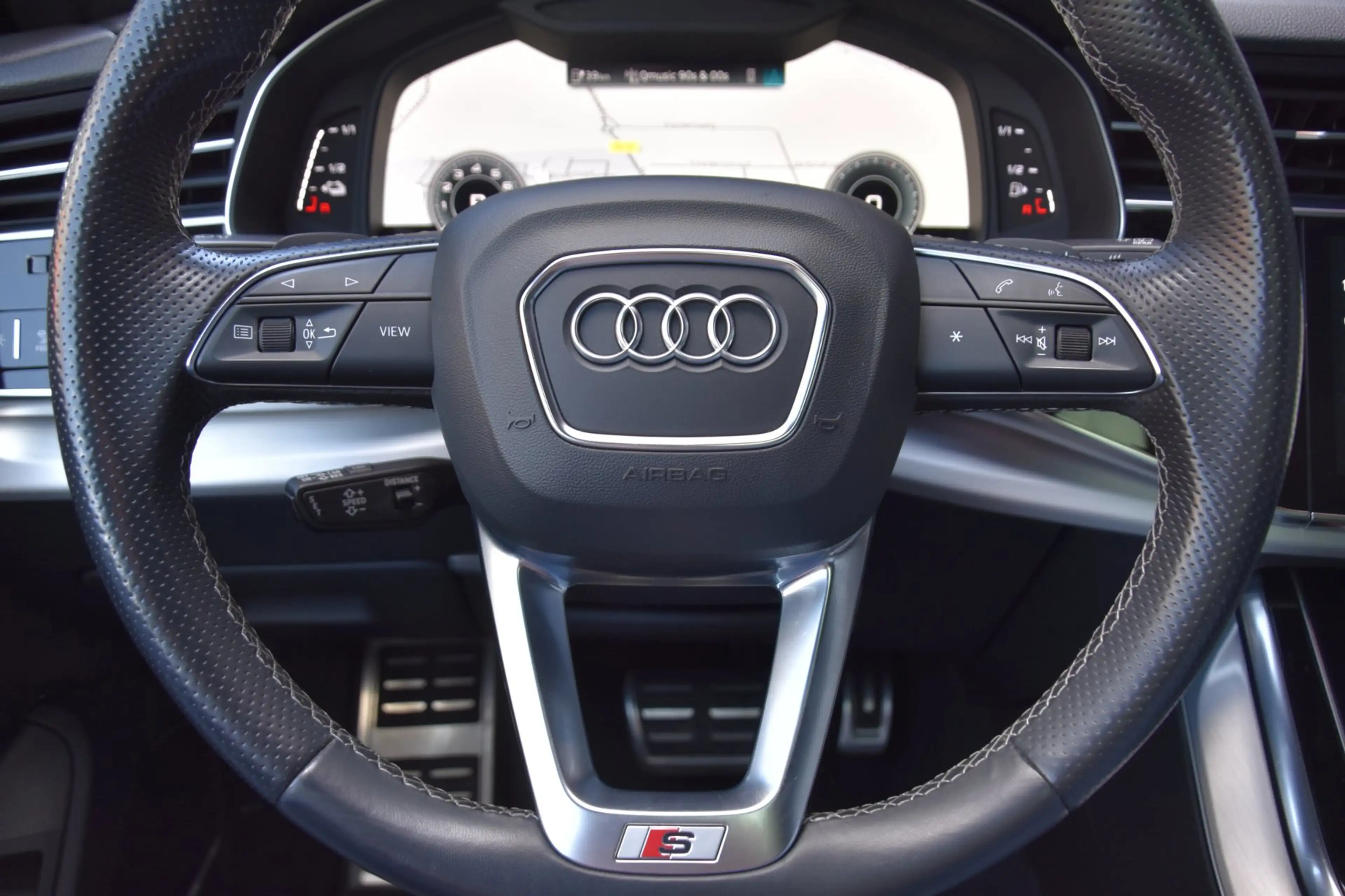 Audi Q8 55 TFSI e quattro S-Line SQ8 Stijl PANODAK|RSZETEL — photo 33