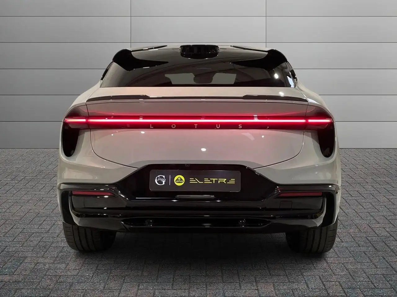 Lotus Eletre 2026