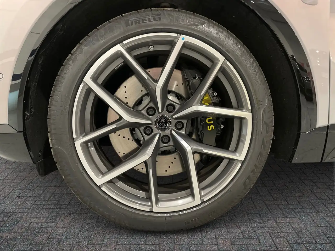 Lotus Eletre 2026