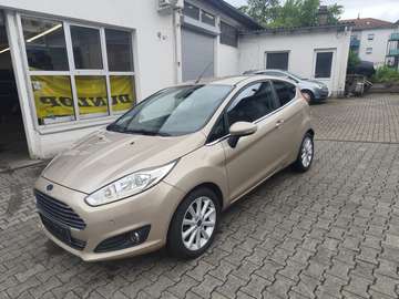 Titanium Automatik Topausstattung