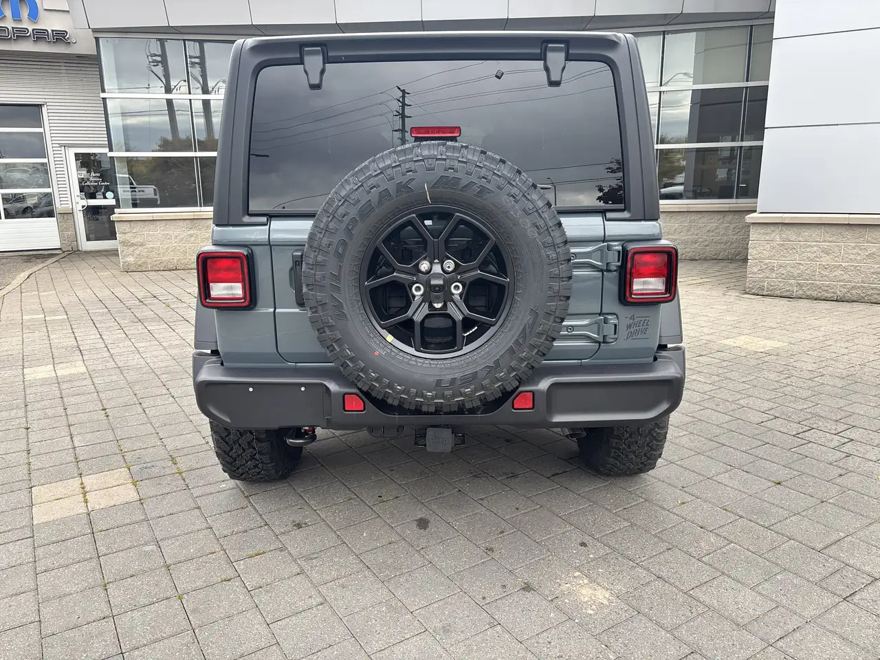 Jeep Wrangler снимка Jeep Wrangler