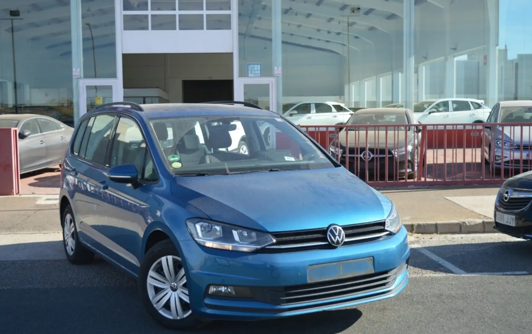 Volkswagen Touran 2.0TDI CR BMT Advance 85kW Bleu - 2