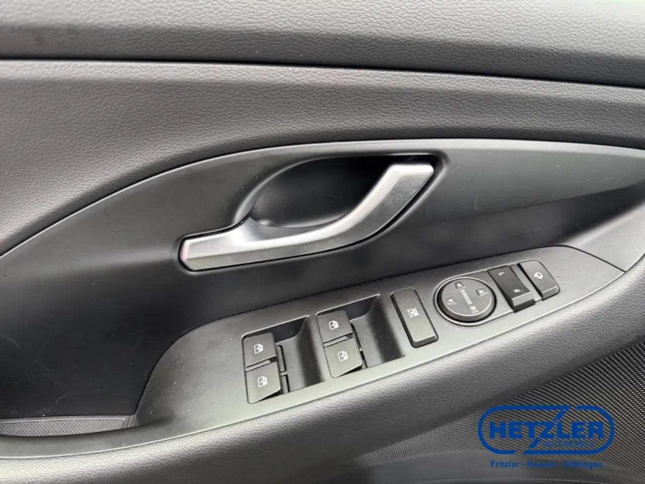 Hyundai i30 Advantage 1.0 T-GDI EU6e Navi LED Apple CarPlay An 19
