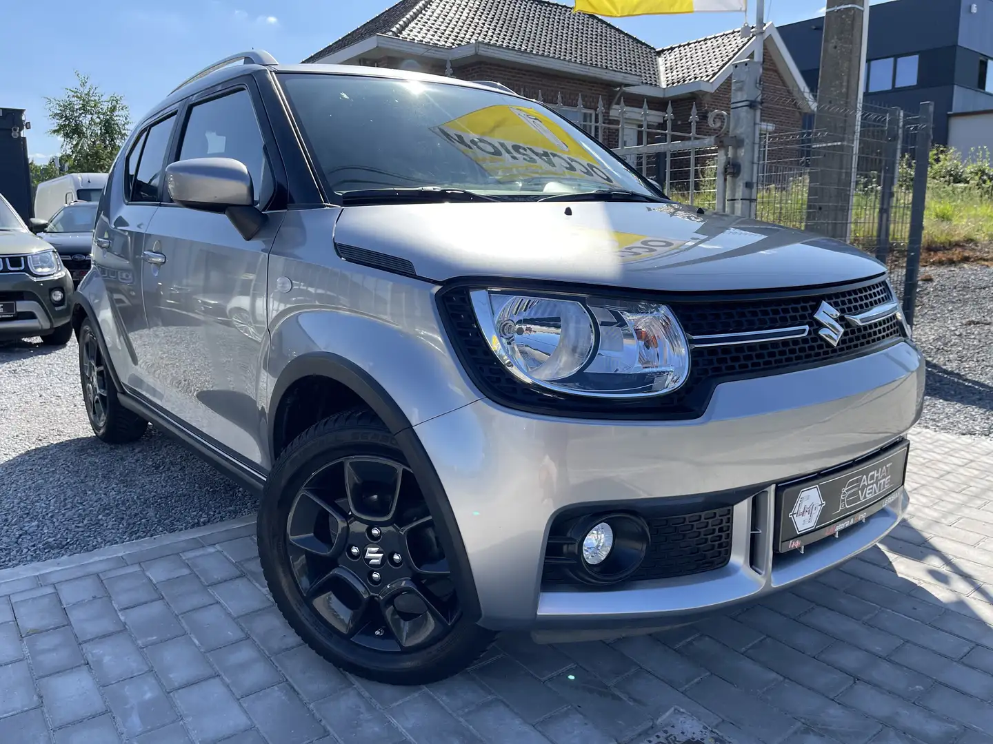 Suzuki Ignis 1.2i GL+-Navi🔝80.107 km🔝 Gris - 2