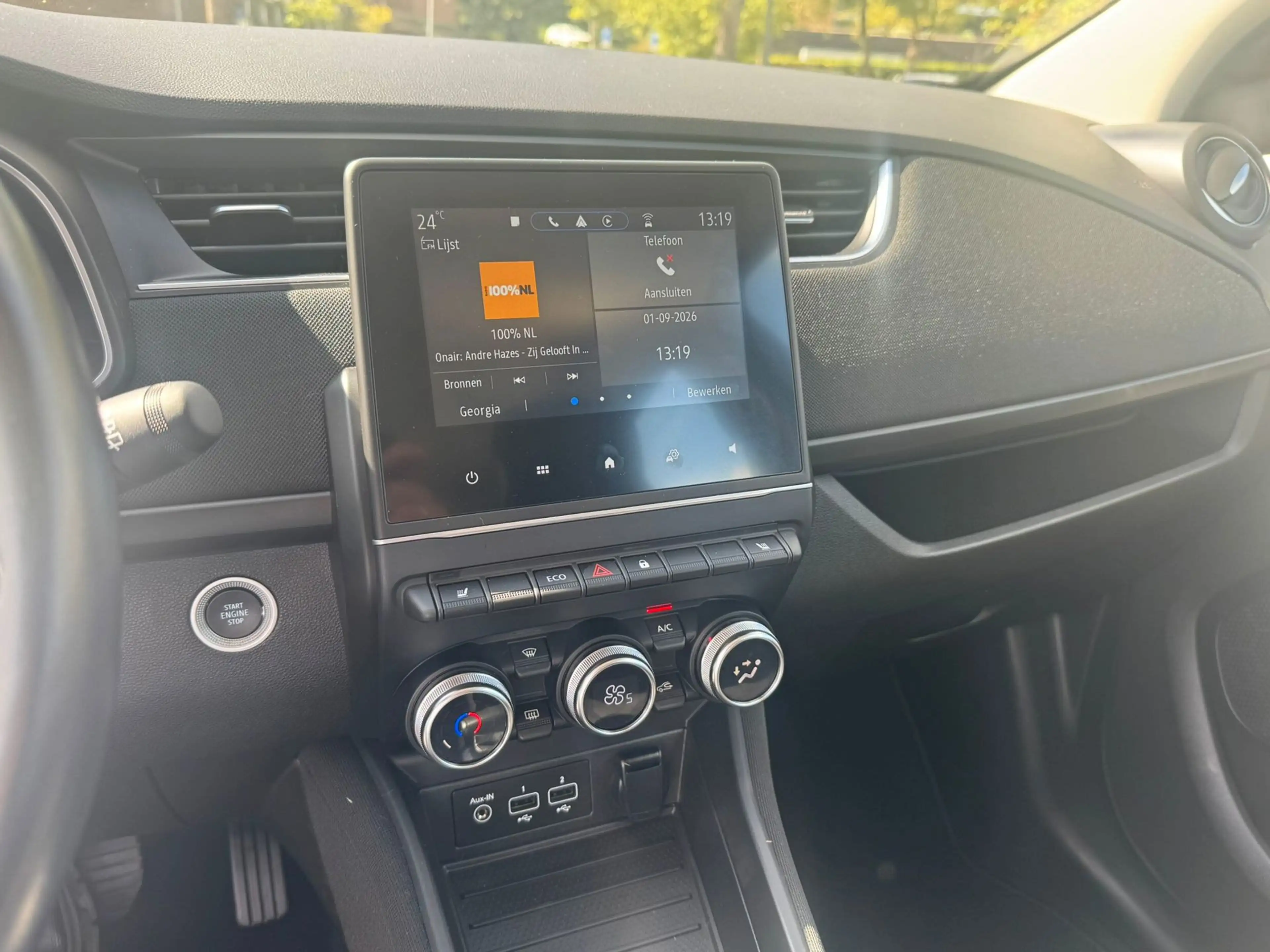 Renault ZOE R110 Life 52 kWh — photo 14