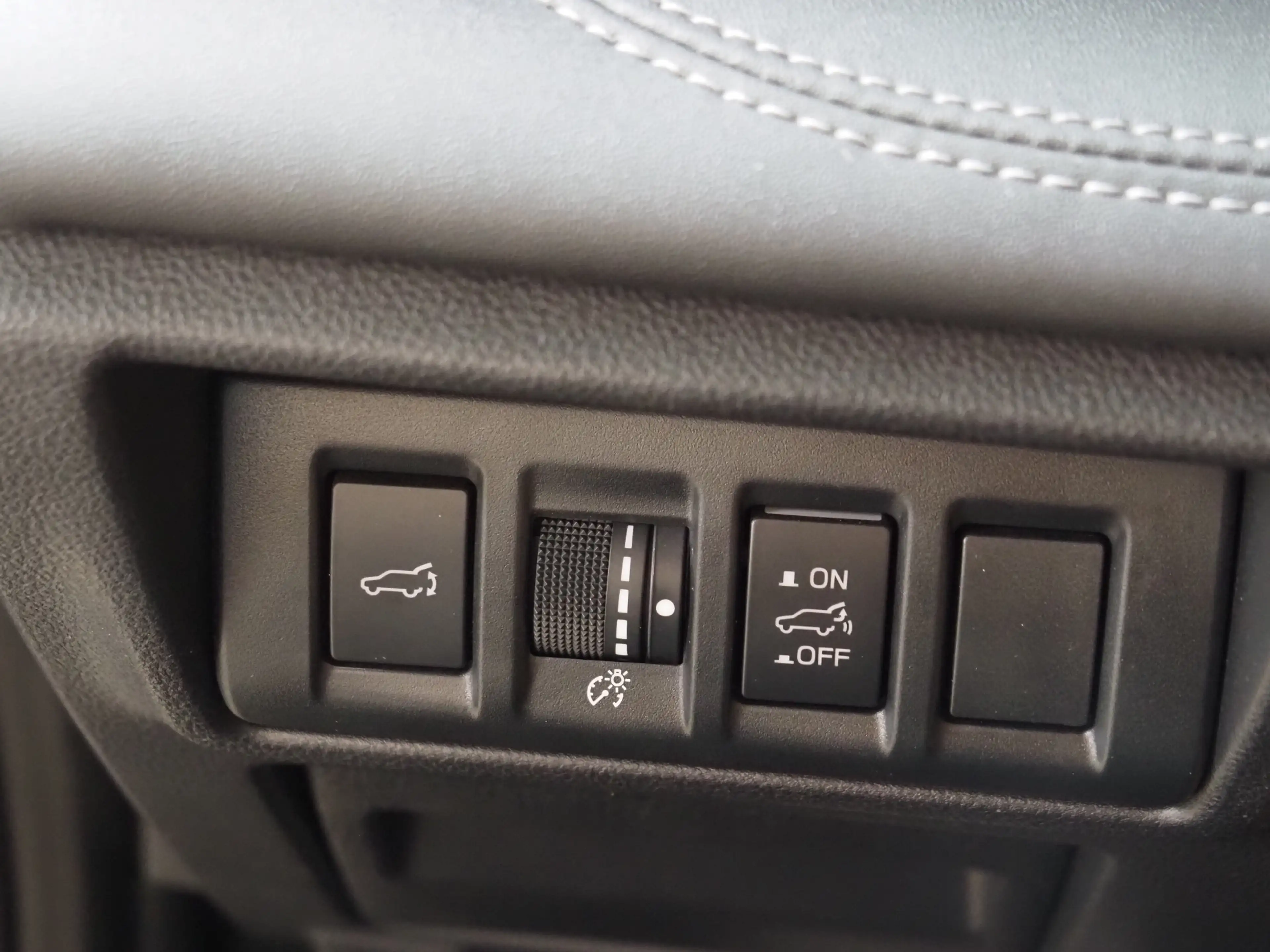 Subaru OUTBACK 2.5i Premium AWD — photo 30