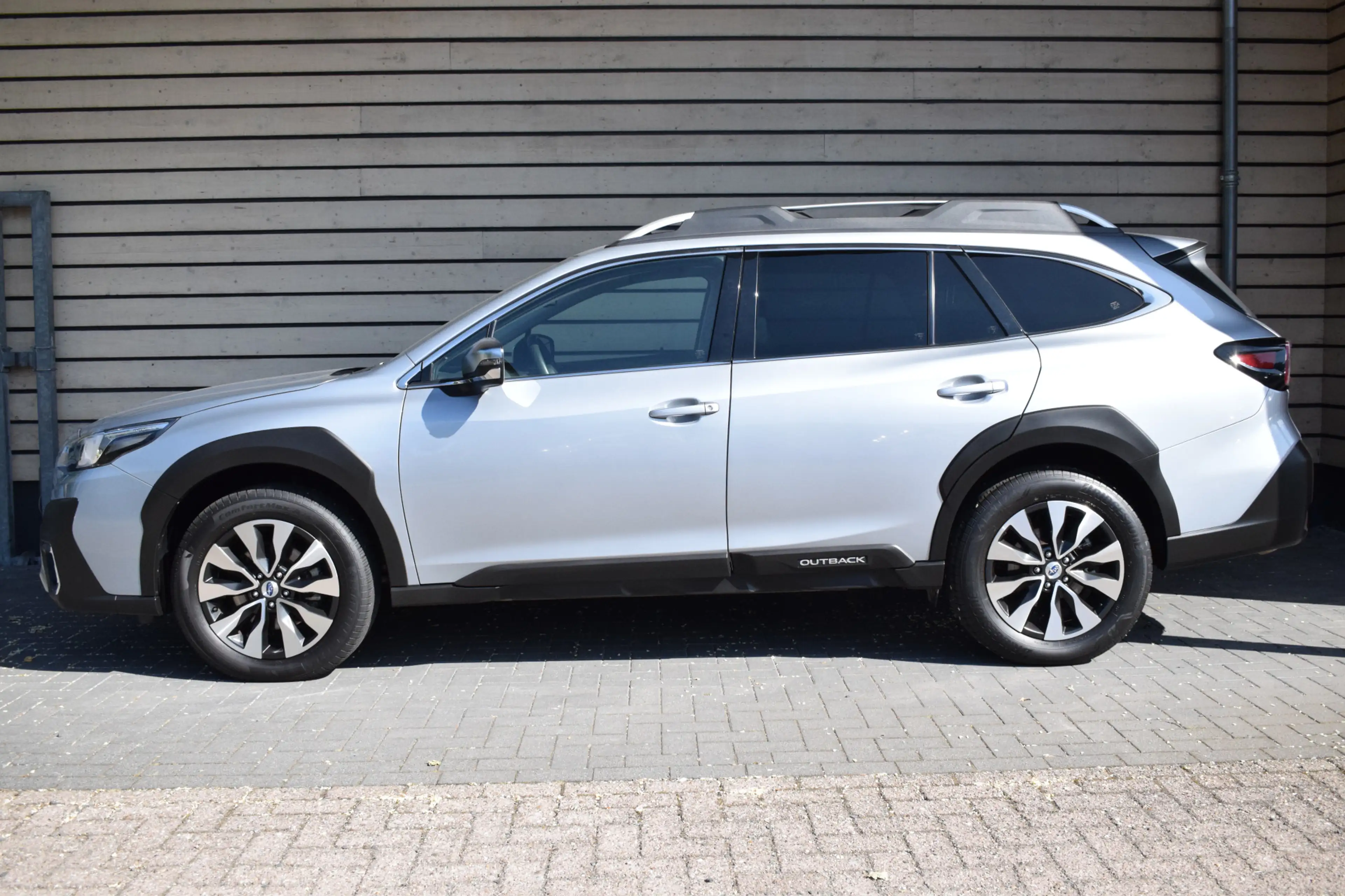 Subaru OUTBACK 2.5i Premium AWD — photo 4