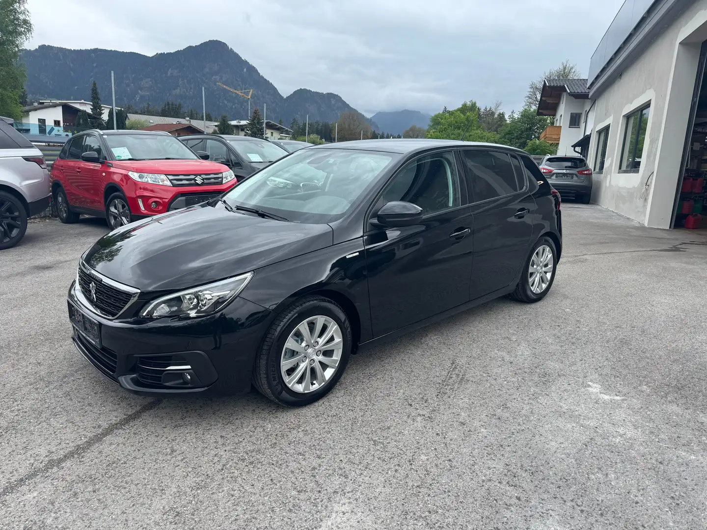 Peugeot 308 Style Schwarz - 2