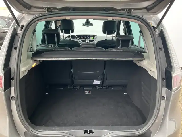 Renault Scenic view 7