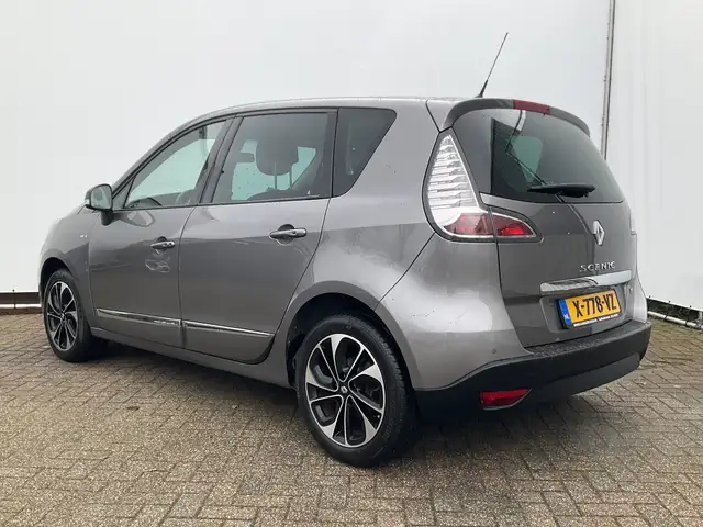 Renault Scenic view 2