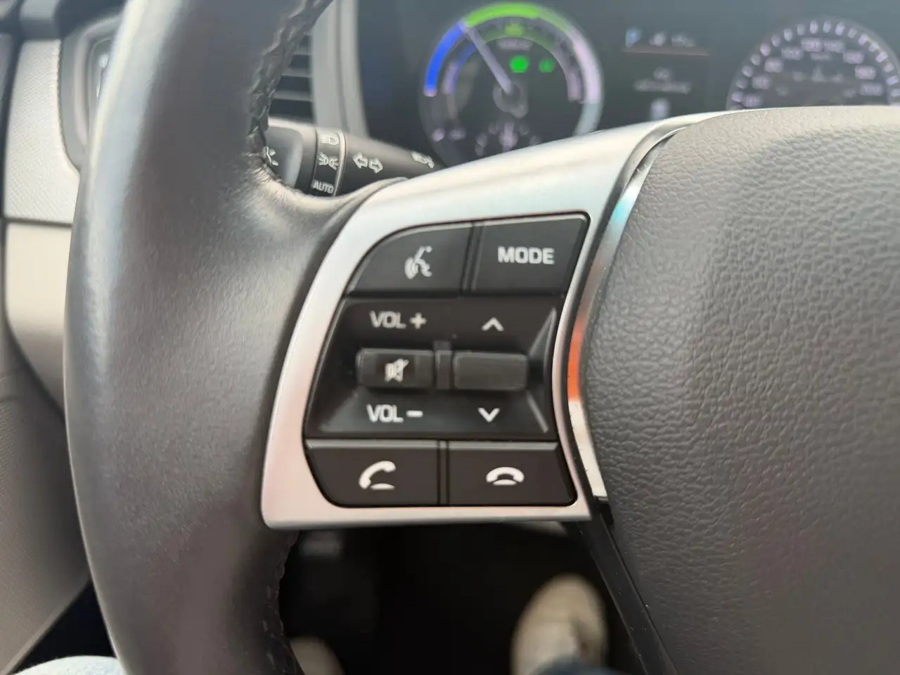 Hyundai SONATA снимка Hyundai SONATA