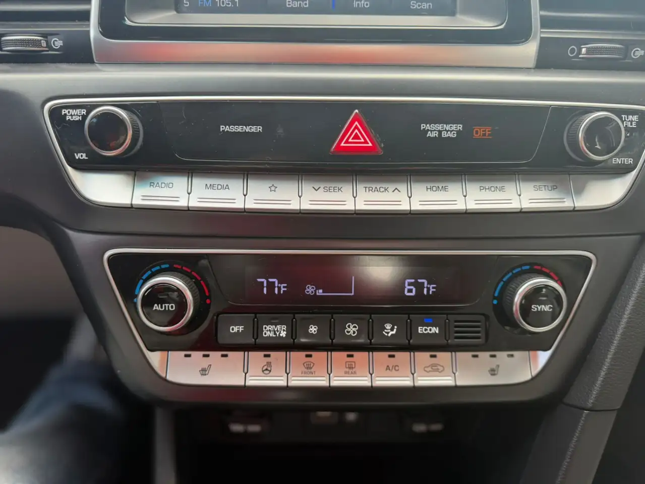 Hyundai SONATA снимка Hyundai SONATA