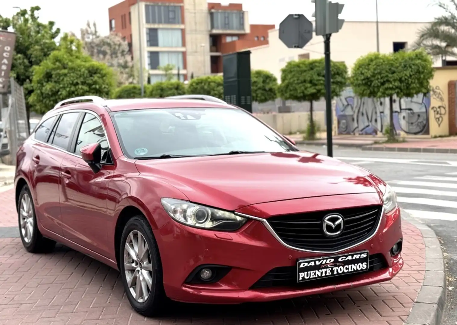 Mazda 6 W. 2.2DE Style+ 4WD 110kW Rojo - 1