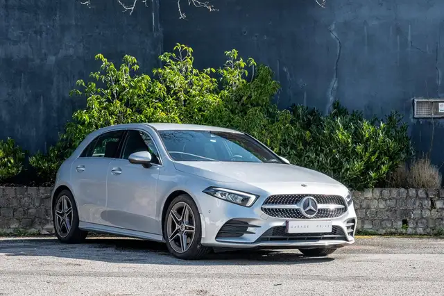 Mercedes-Benz A Class view 3