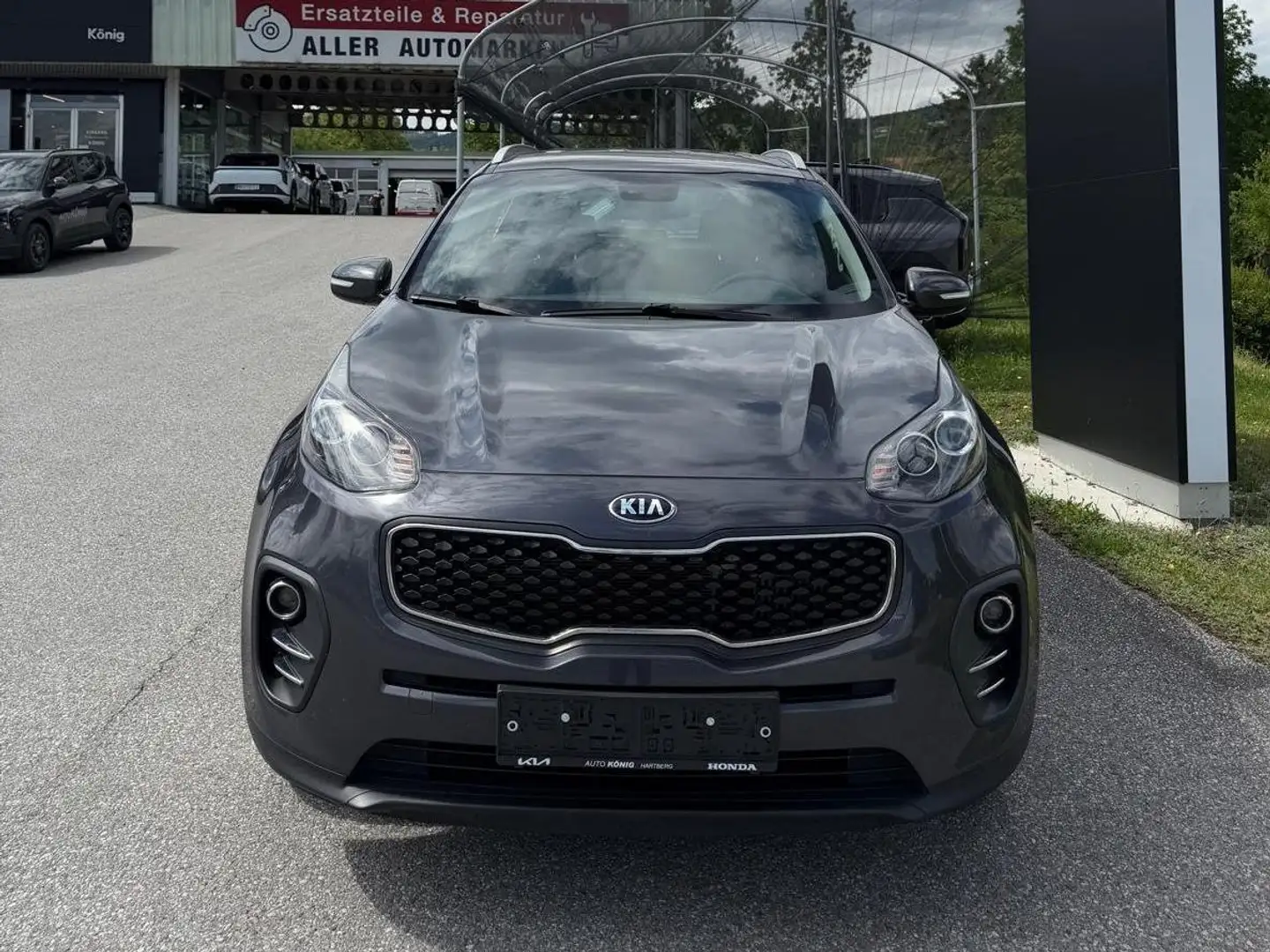 Kia Sportage SPORTAGE/SILBER/1.7/CRDI/MT6 Grau - 2