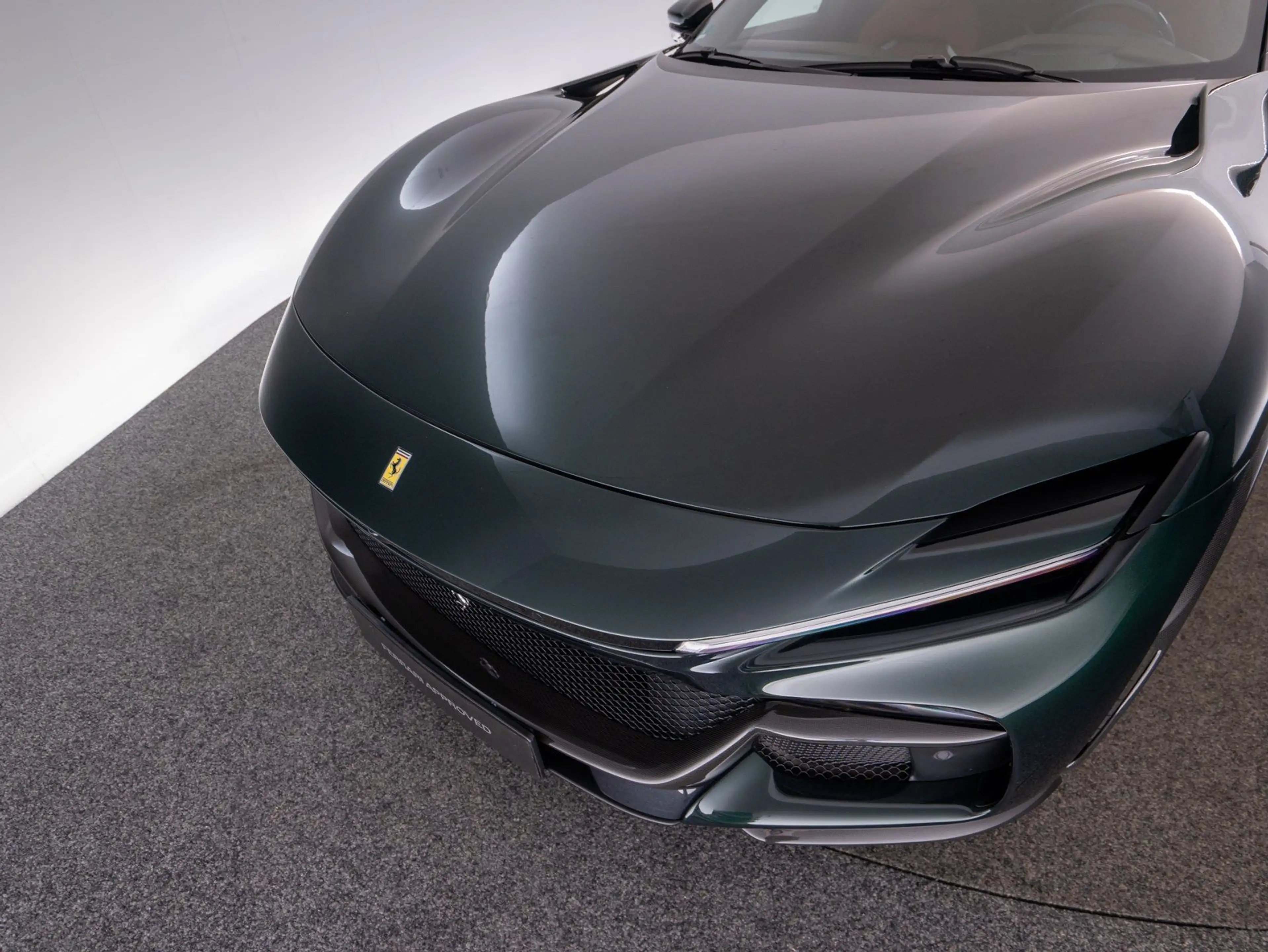 Ferrari Purosangue — photo 15