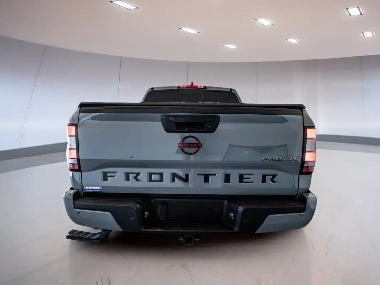 Nissan Frontier снимка Nissan Frontier