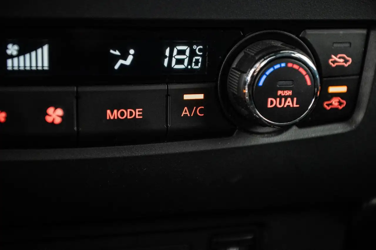 Nissan Frontier снимка Nissan Frontier