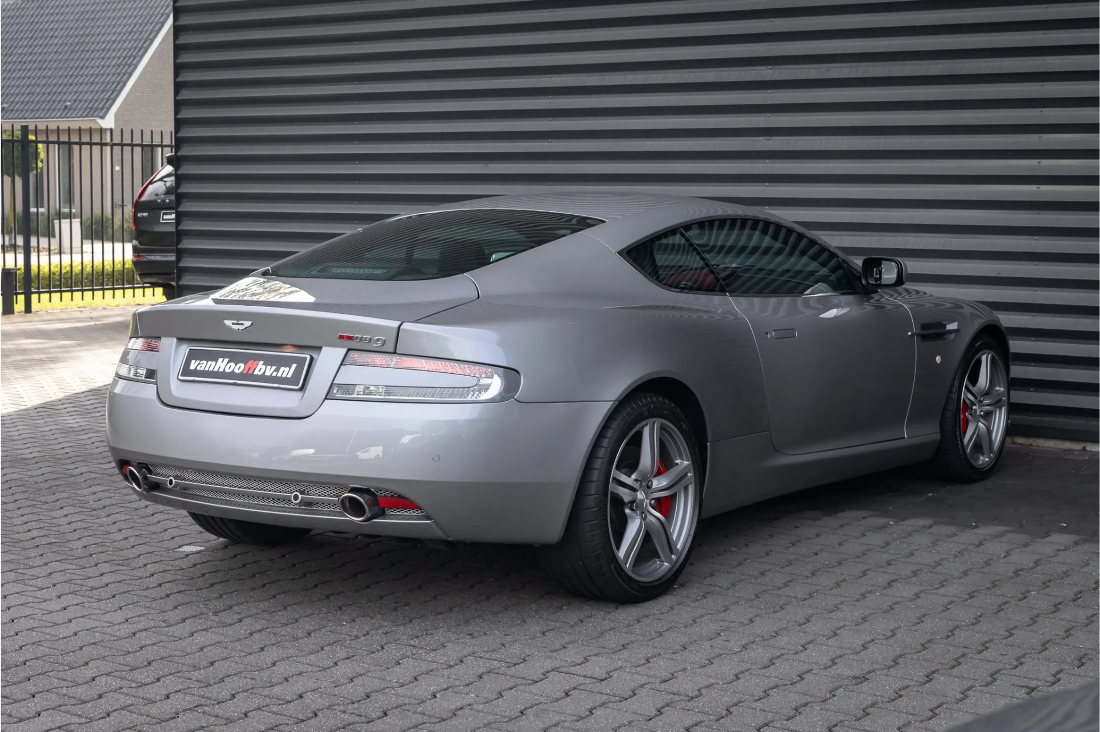 Aston Martin DB9 5.9 V12 Le Mans Limited Edition (1 of 124) — photo 22