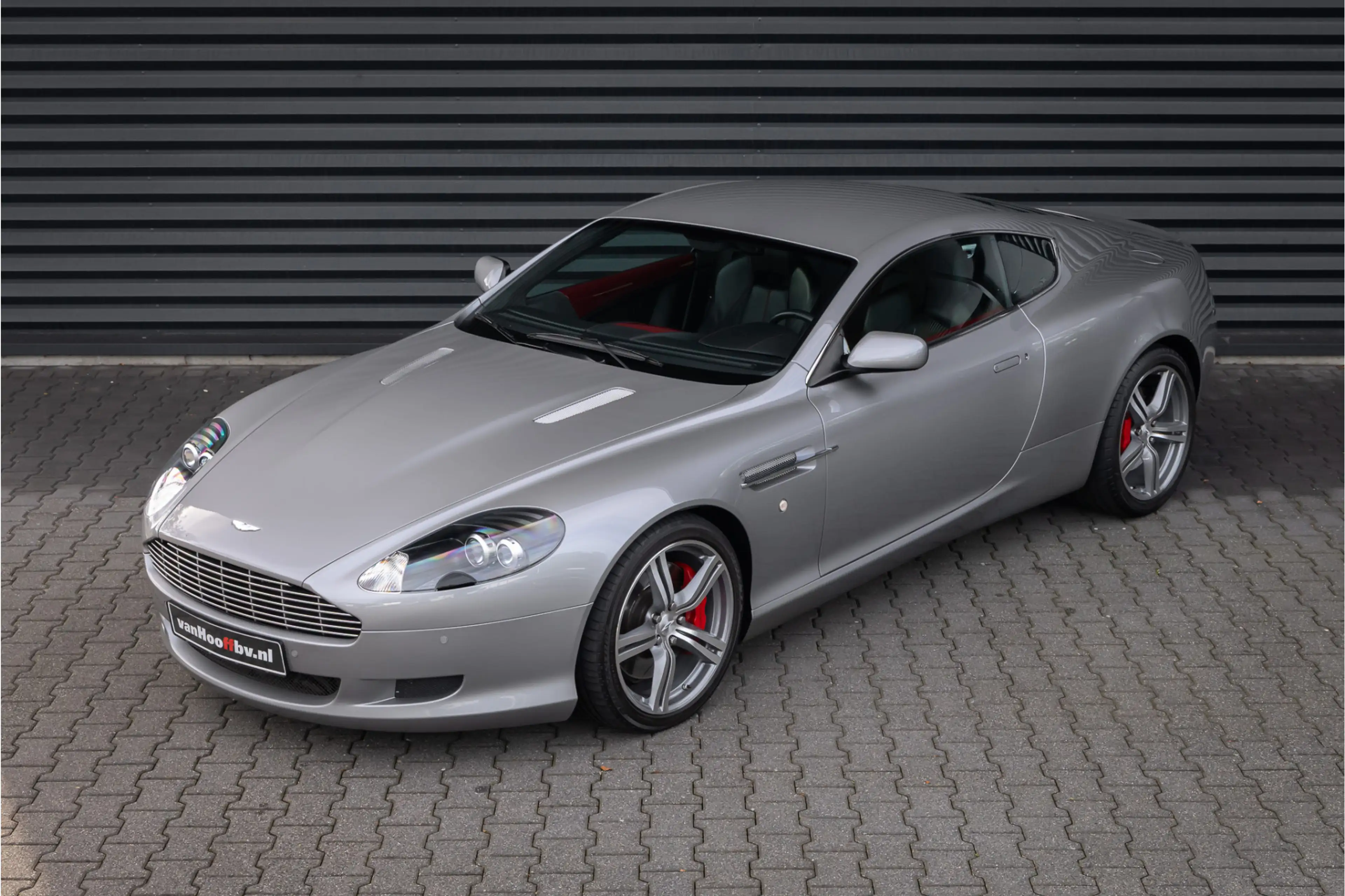 Aston Martin DB9 5.9 V12 Le Mans Limited Edition (1 of 124) — photo 2