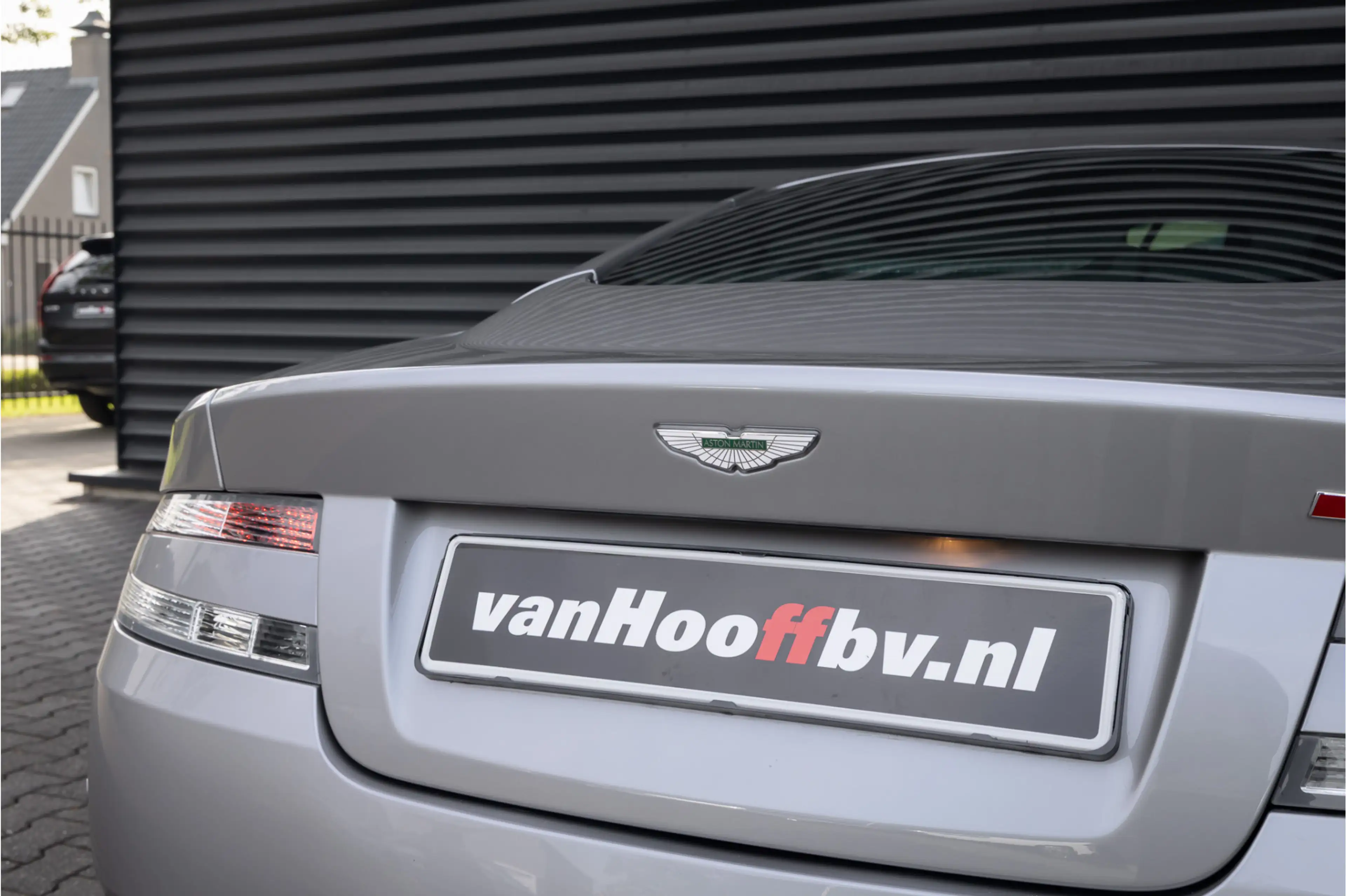 Aston Martin DB9 5.9 V12 Le Mans Limited Edition (1 of 124) — photo 34