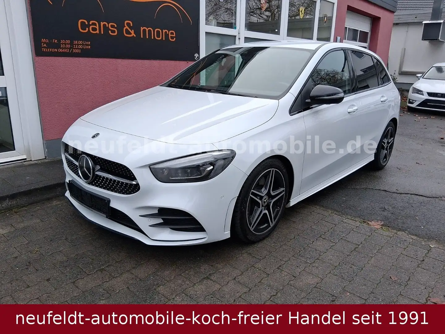 Mercedes-Benz B 250 4Matic AMG Line Night Multibeam MBUX Weiß - 1