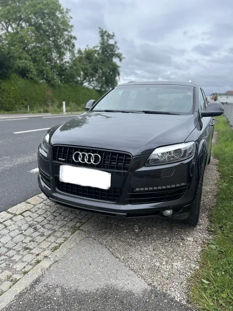 Audi Q7 4,2 TDI V8 quattro Exclusiv 6 Sitzer - 1