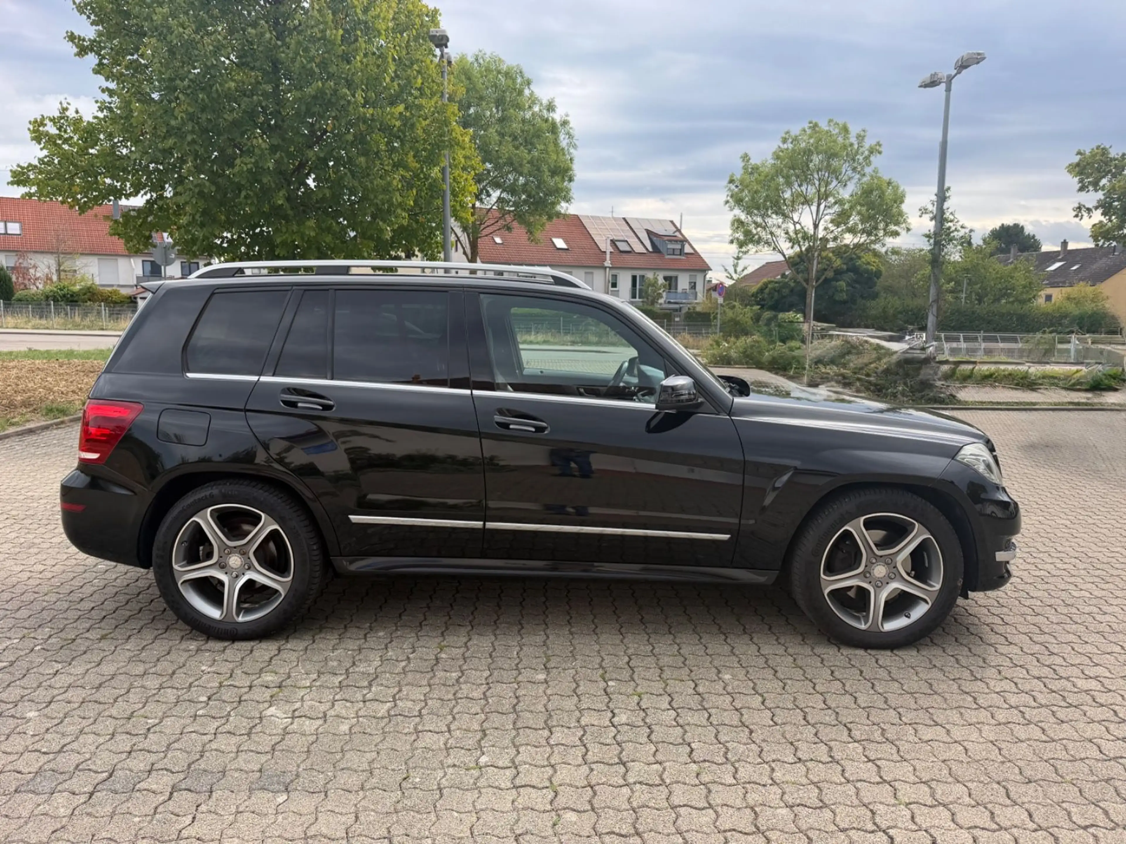 Mercedes-Benz GLK 220 CDI *4Matic*AUTOM*NAVI*BI-XENO*98.000KM* — photo 4