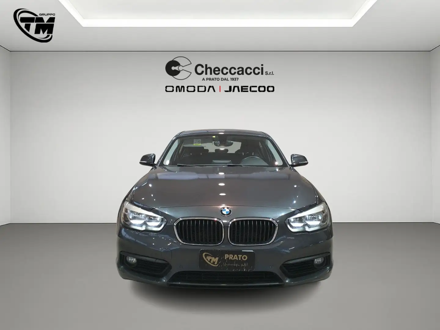 BMW 118 d Sport 5p auto Grigio - 2