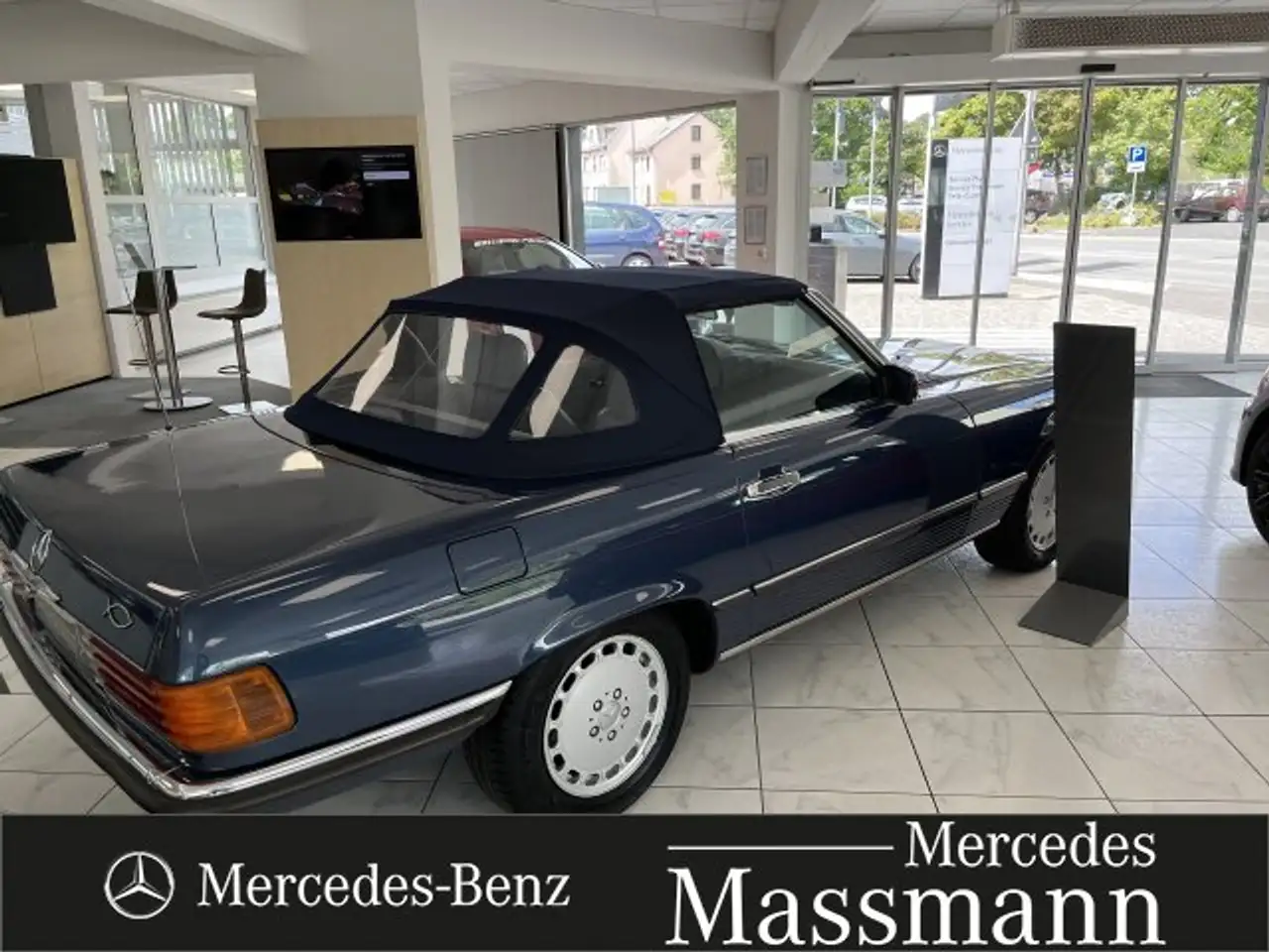 Mercedes-Benz SL 300, foto 2