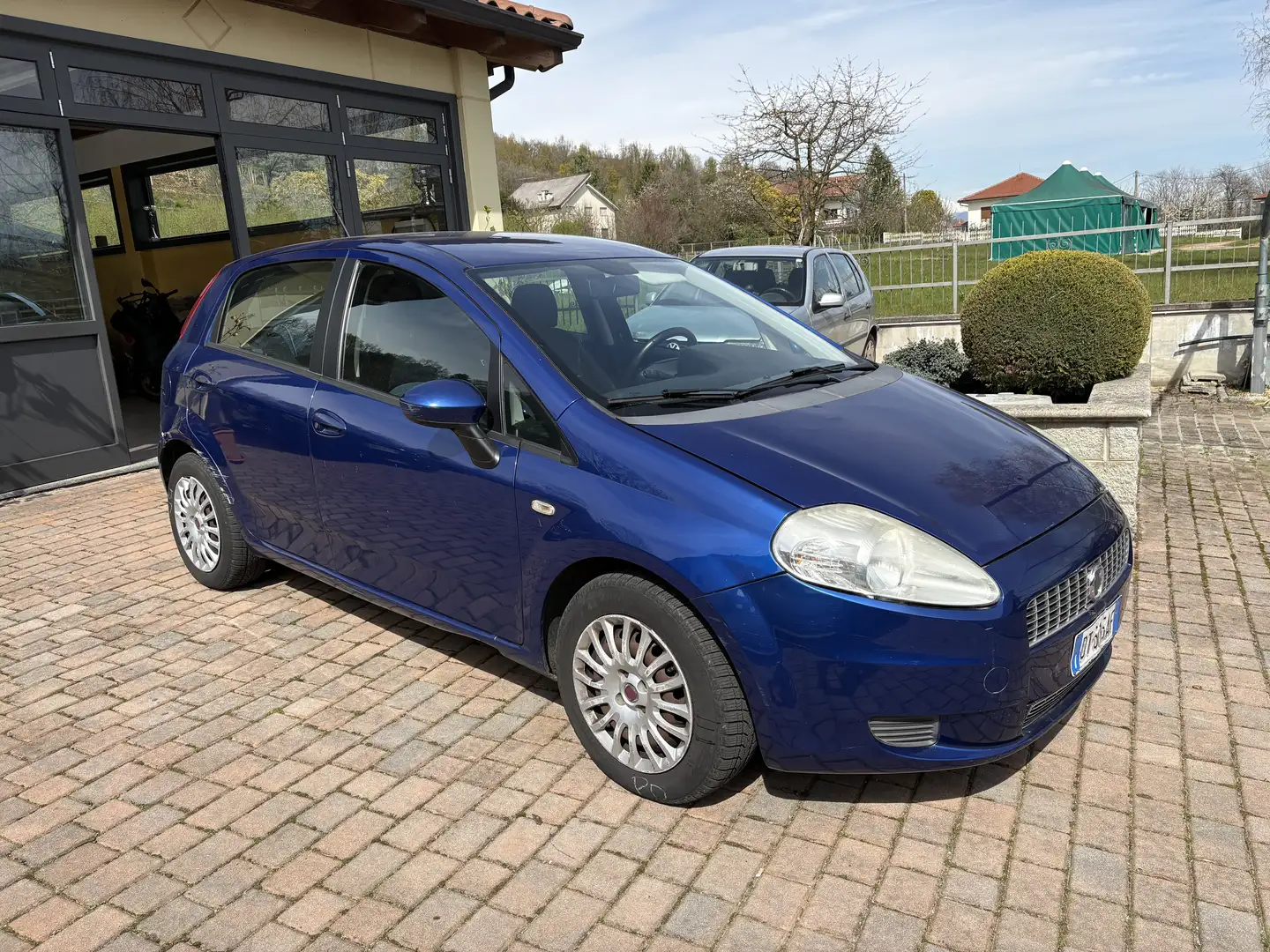 Fiat Grande Punto 5p 1.2 FRIZIONE + DISTRUZIONE + TAGLIANDO ESEGUITI - 1