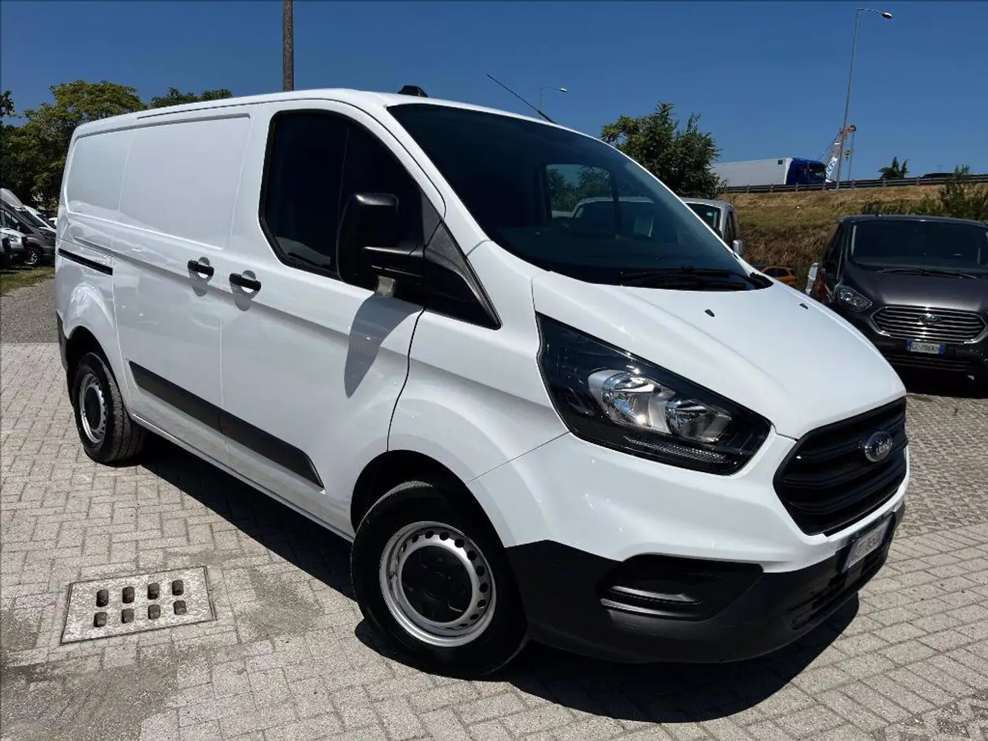 Ford Transit Custom 260 2.0 tdci 108cv Entry L1H1 E6.2 Bianco - 1
