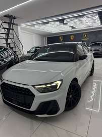 A1 Sportback 25 1.0 tfsi S Line Edition my20