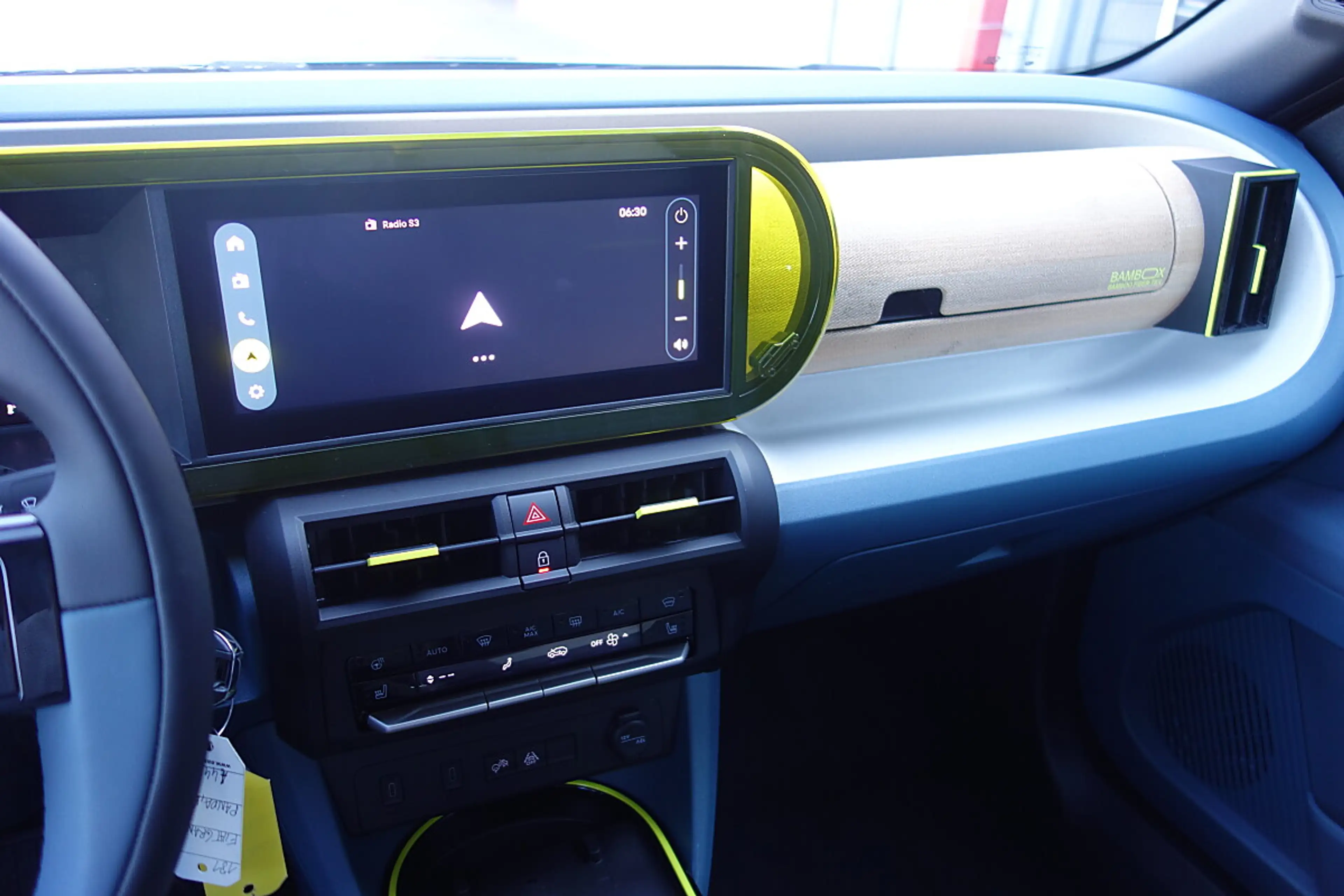 Fiat Grande Panda Hybrid mHEV   eDCT La Prima — photo 11